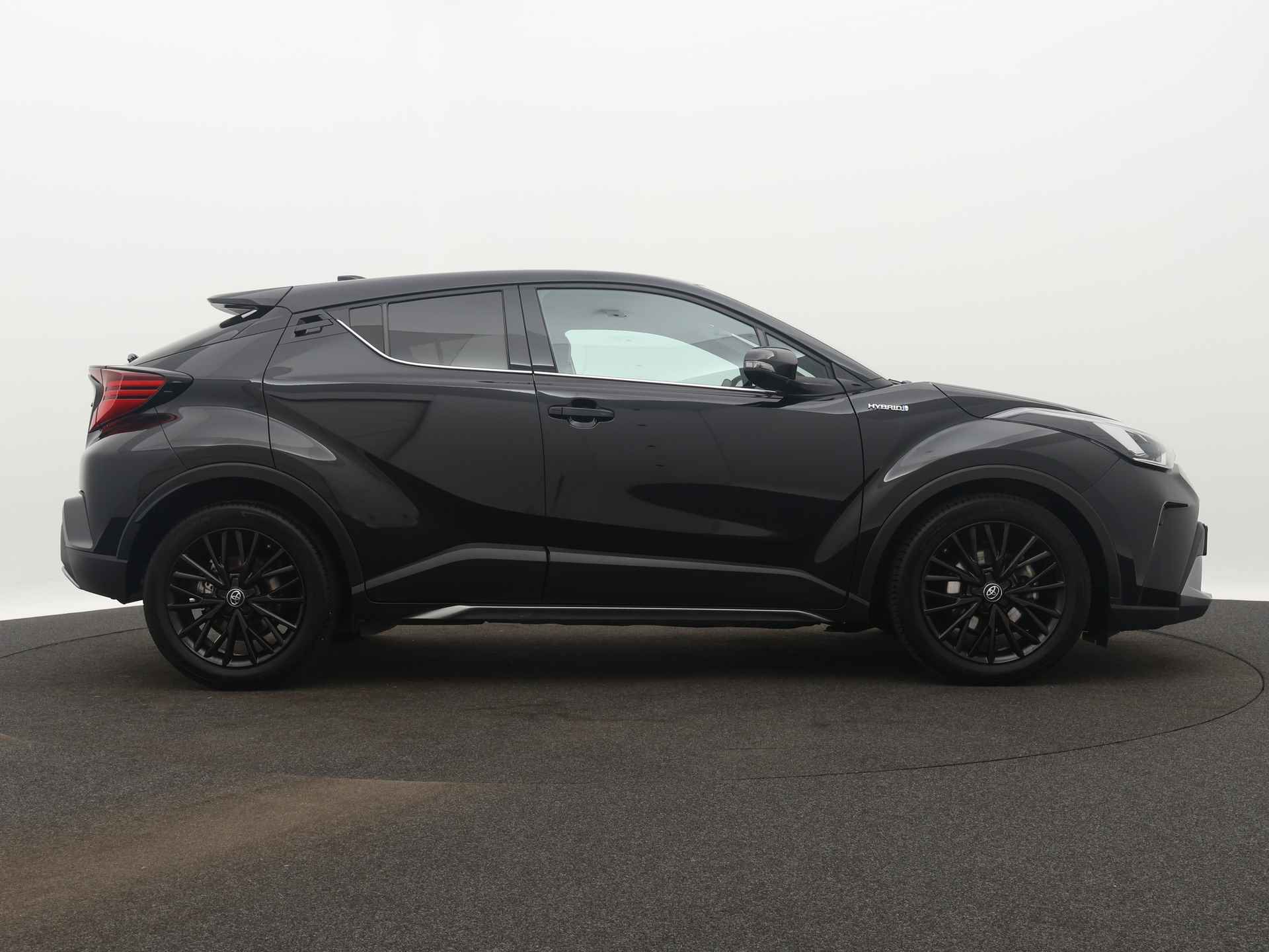 Toyota C-HR 1.8 Hybrid Black Edition Limited | JBL | Camera | LM velgen | Stoelverwarming | Cruise Control Adaptief | Leder | Parkeersensoren | - 16/44