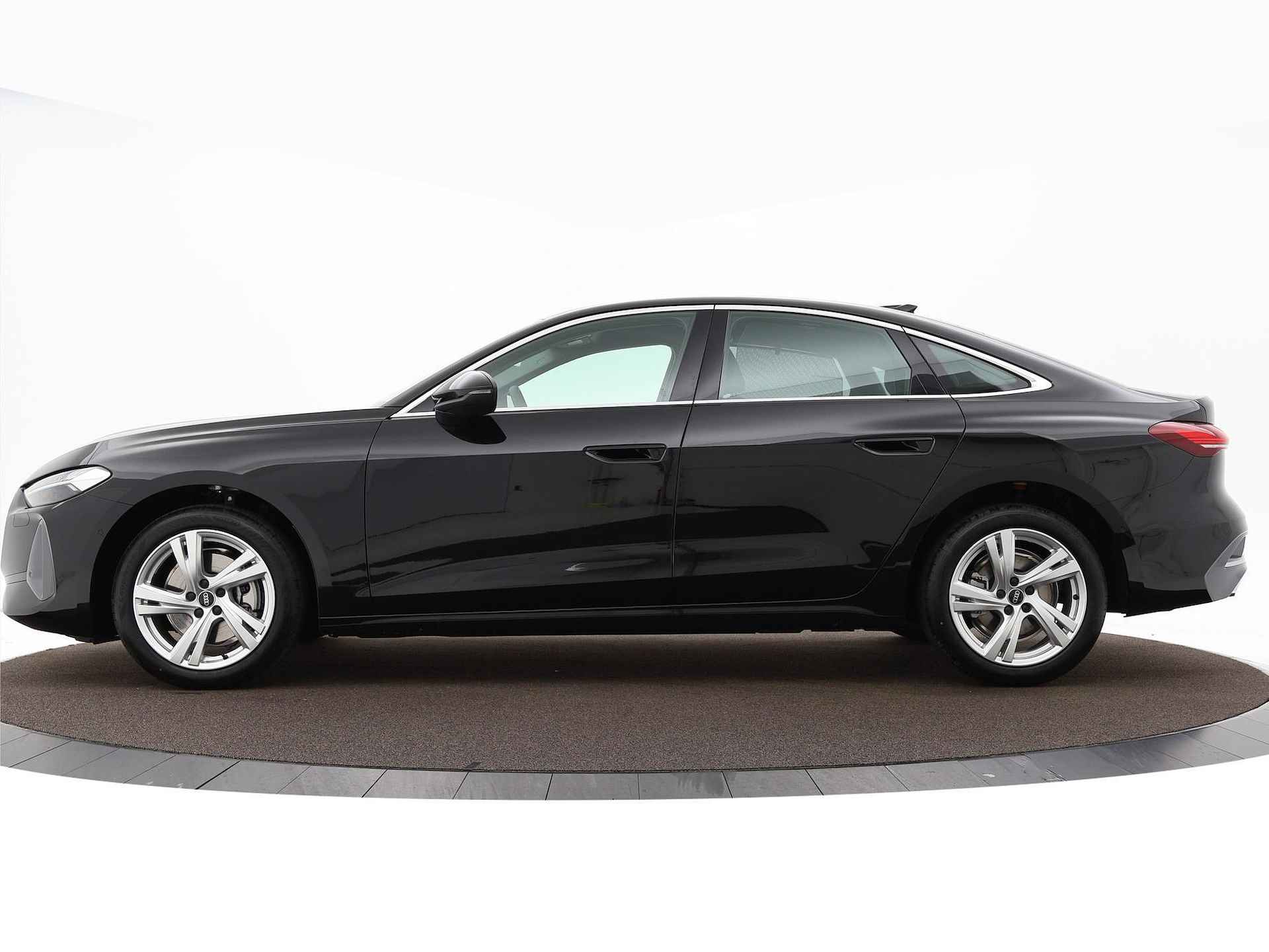 Audi A5 Advanced edition (B10) 35 TFSI 110 kW / 150 pk Li Audi A5 Advanced edition 35 TFSI 150 pk Limousine · First edition · Lederen bekleding · Sportstuur · Elektrisch verst. stoelen - 39/44