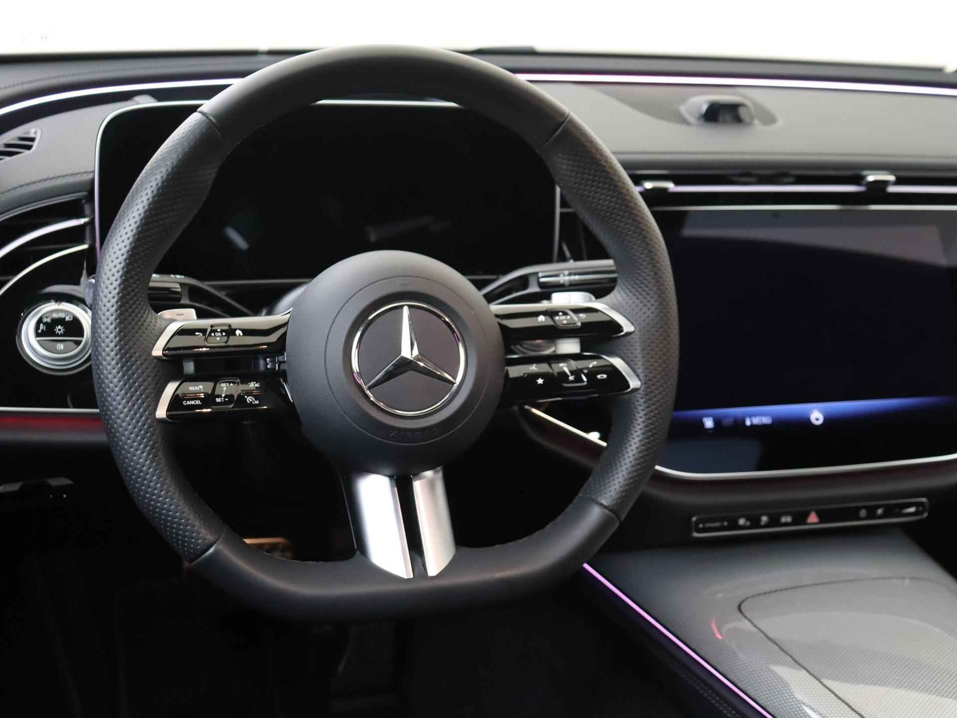 Mercedes-Benz E-klasse 300 e AMG Line /Panoramadak /HUD /Burmester 4D /Hyperscreen /Nappa leder /Stoelventilatie /20 Inch - 10/35