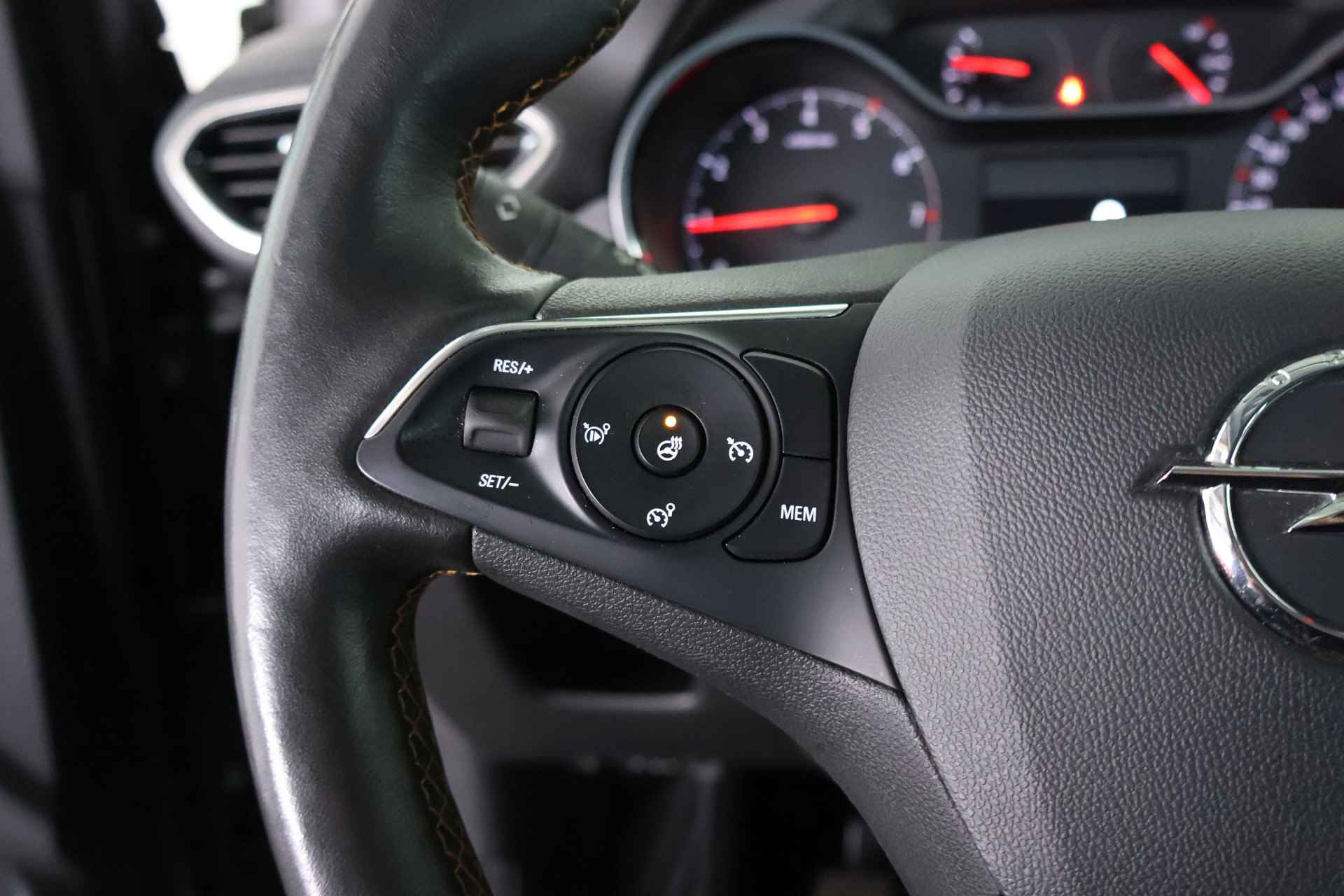 Opel Crossland X 1.2 Turbo Innovation / LED / Navi / CarPlay / Clima - 20/28