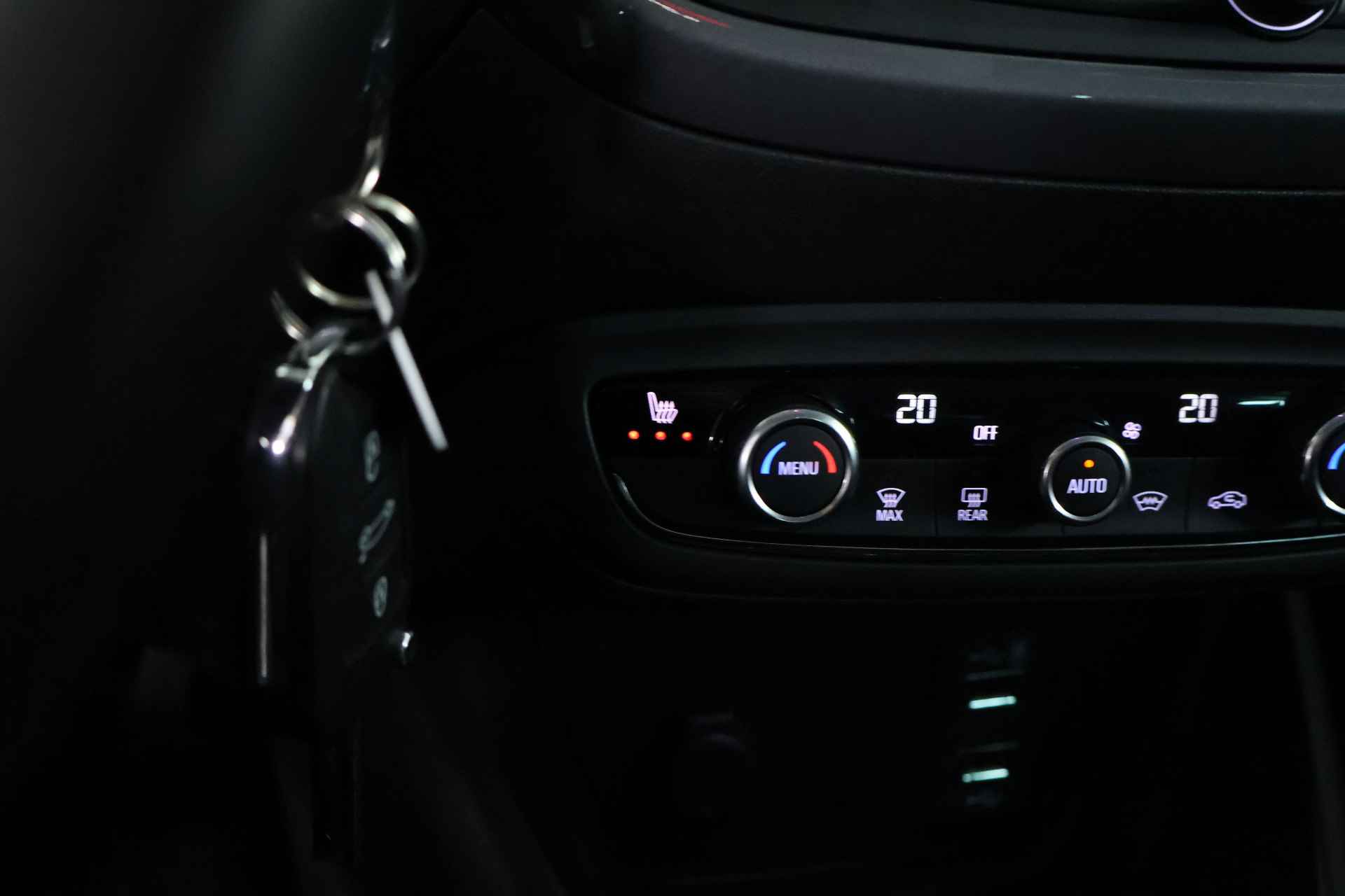 Opel Crossland X 1.2 Turbo Innovation / LED / Navi / CarPlay / Clima - 22/28