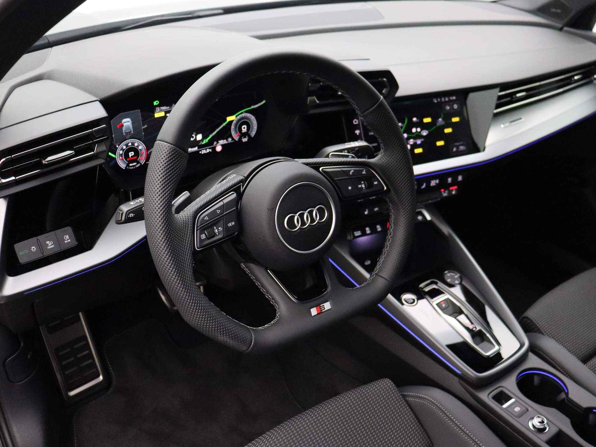 Audi A3 Sportback S edition 35 TFSI 150PK | Sonos | 18 -Inch | Stoelverwarming |   Matrix |  Ambient-Lightning | Elekt.stoelen | Side-Assist | Adapt.Cruise | - 9/38