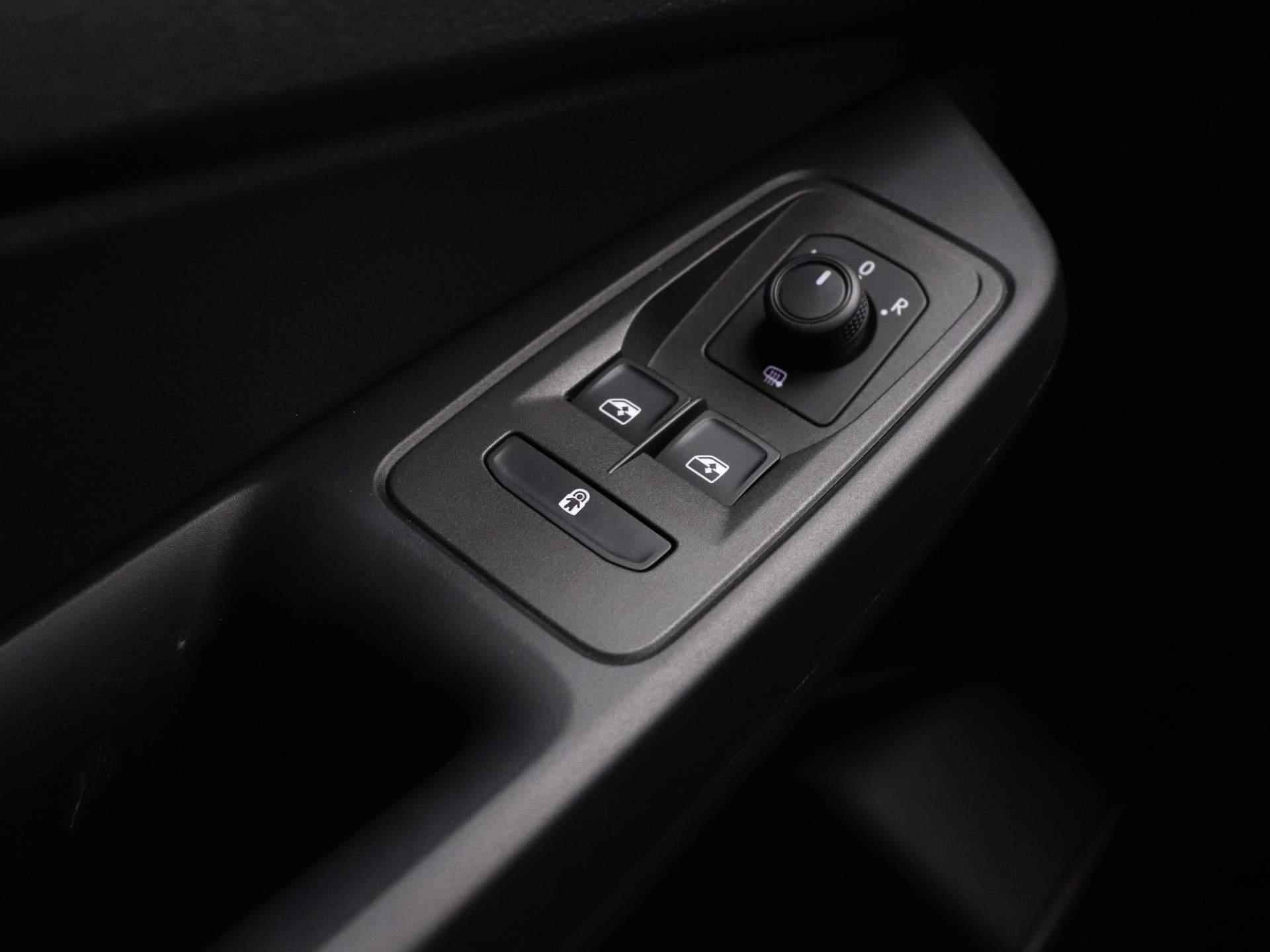 Volkswagen Caddy 1.5 TSI 114 PK DSG | 7-zits | Automaat | Airco | Stoelverwarming | Cruise Control | Parkeersensoren | LED | Schuifdeur links | Schuifdeur rechts | - 28/38