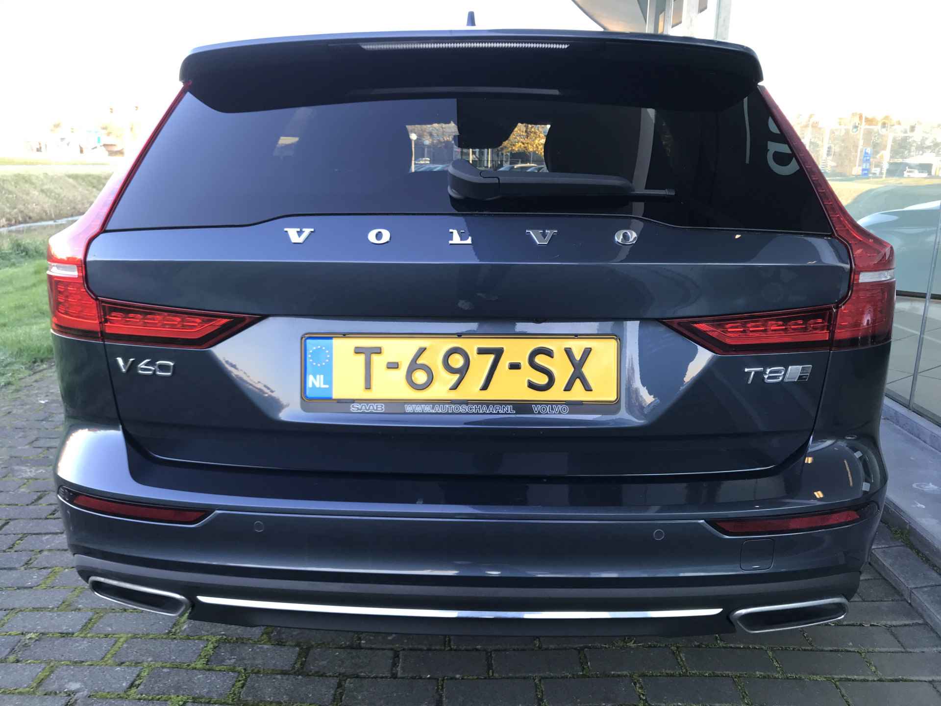 Volvo V60 2.0 T8 Twin Engine AWD Inscription Automaat | Rijklaar incl 12 mnd Bovag | 1/2 tarief Standkachel Harman/Kardon Camera Keyless - 4/36