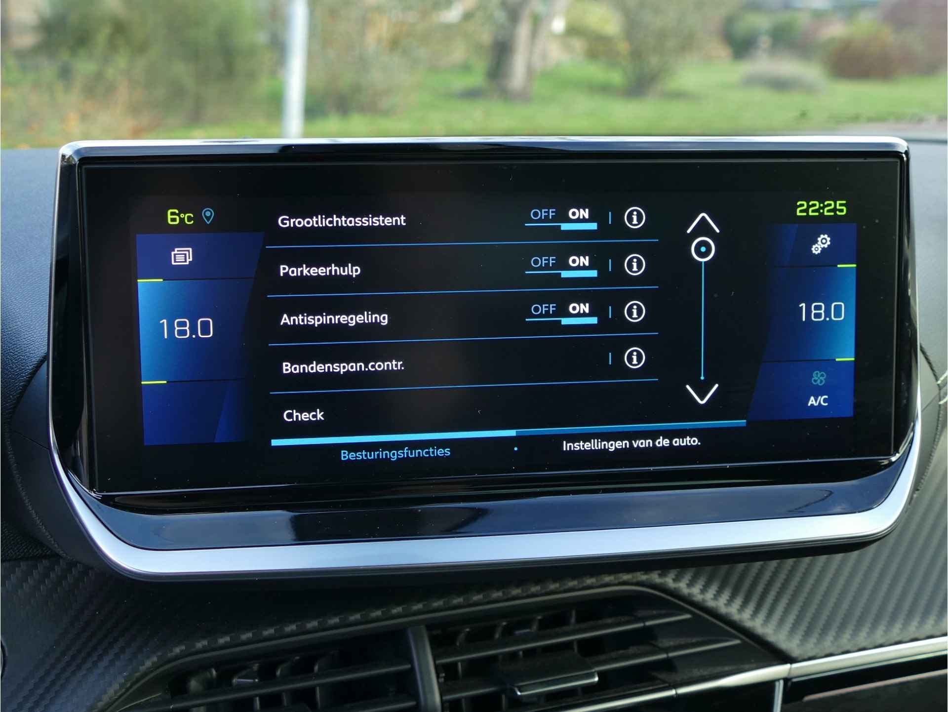 Peugeot e-2008 EV GT Pack 50 kWh | achteruitrijcamera | Apple Carplay / Android auto | panoramadak - 27/56