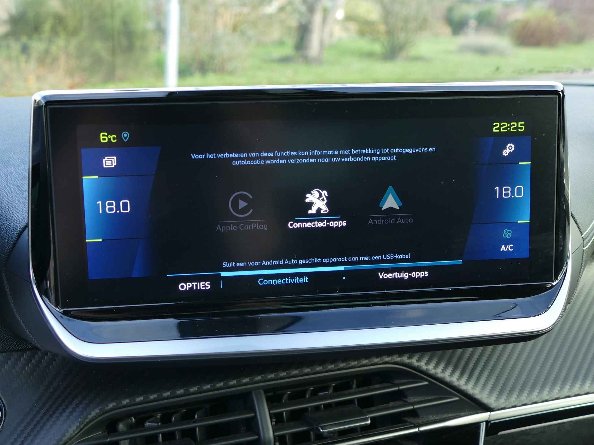 Peugeot e-2008 EV GT Pack 50 kWh | achteruitrijcamera | Apple Carplay / Android auto | panoramadak - 29/56