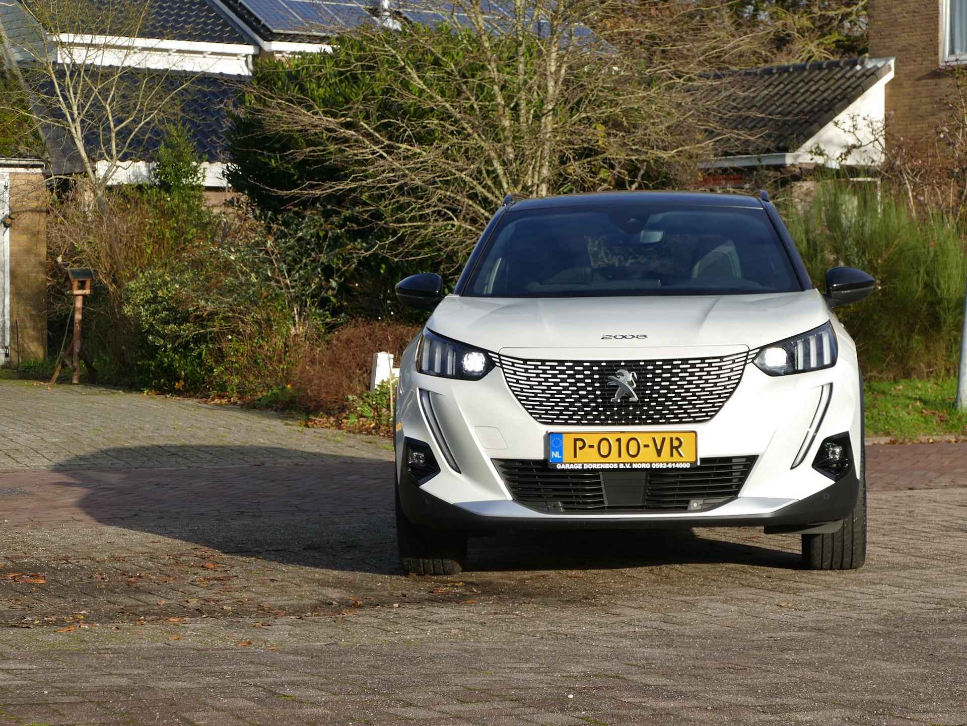 Peugeot e-2008 EV GT Pack 50 kWh | achteruitrijcamera | Apple Carplay / Android auto | panoramadak - 49/56