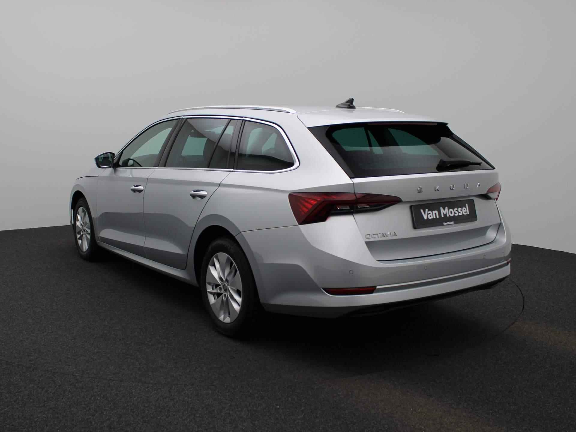 Skoda Octavia Combi 2.0 TDI Greentech Style Business 150 PK | Automaat | Navigatie | Climate Control | Apple Carplay/Android Auto | Canton Soundsystem | Stoelverwarming | Keyless-Entry | Cruise Control | Parkeersensoren | Lichtmetalen velgen | - 2/42