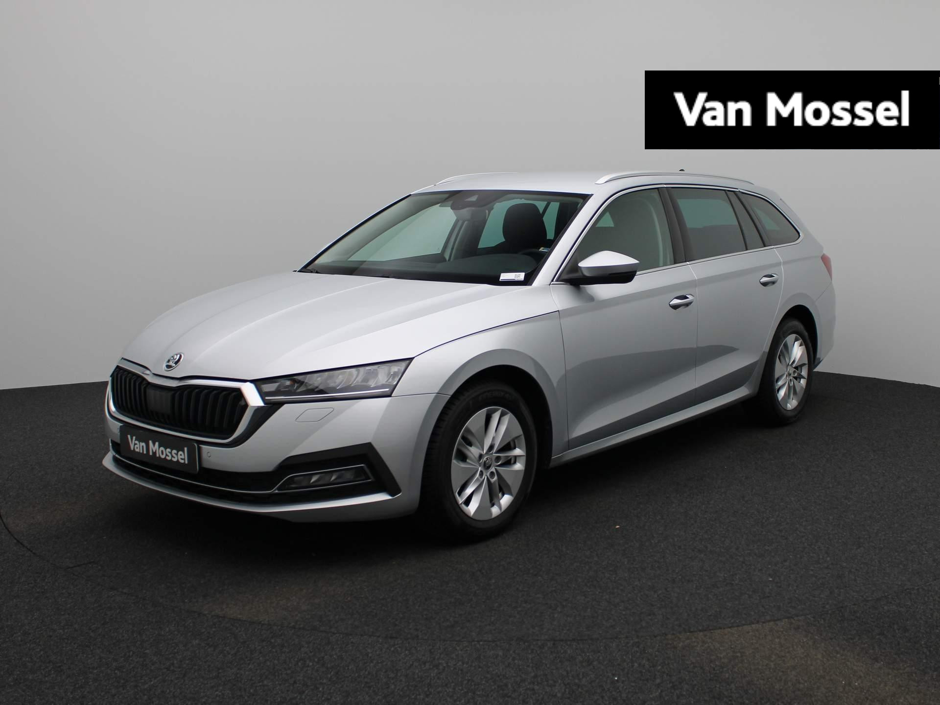 Skoda Octavia Combi 2.0 TDI Greentech Style Business 150 PK | Automaat | Navigatie | Climate Control | Apple Carplay/Android Auto | Canton Soundsystem | Stoelverwarming | Keyless-Entry | Cruise Control | Parkeersensoren | Lichtmetalen velgen |