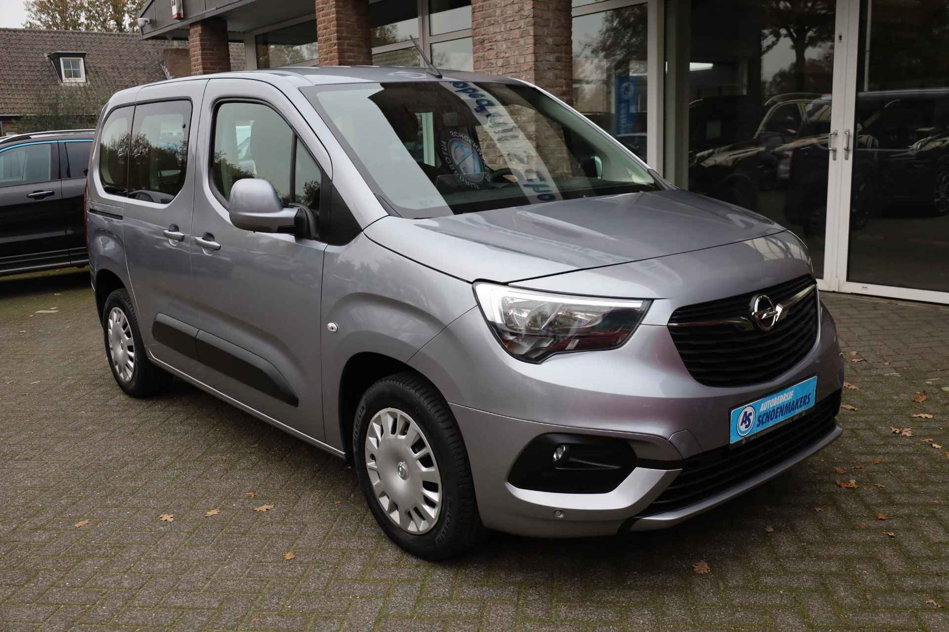 Opel Combo Life 1.2 Turbo L1H1 Edition 5-PERS. CARPLAY CRUISE DAB 2xPDC NAVI RIJBAAN+VERKEERSBORDDETECTIE - 3/40