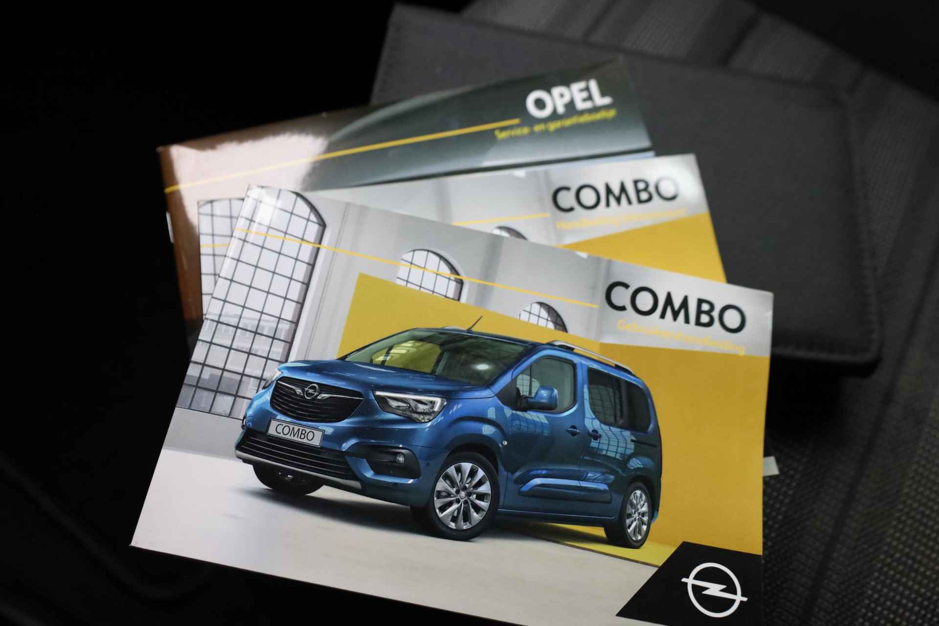 Opel Combo Life 1.2 Turbo L1H1 Edition 5-PERS. CARPLAY CRUISE DAB 2xPDC NAVI RIJBAAN+VERKEERSBORDDETECTIE - 30/40