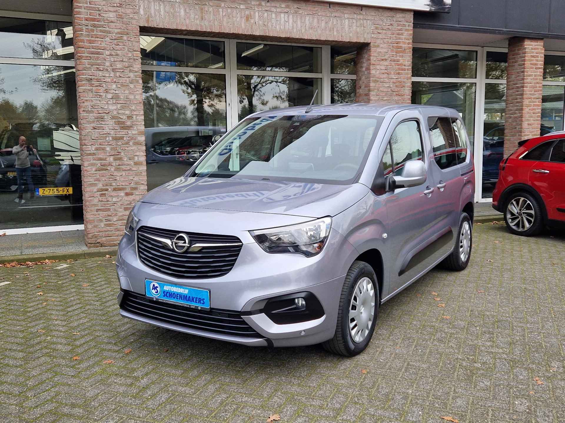 Opel Combo Life 1.2 Turbo L1H1 Edition 5-PERS. CARPLAY CRUISE DAB 2xPDC NAVI RIJBAAN+VERKEERSBORDDETECTIE - 33/40