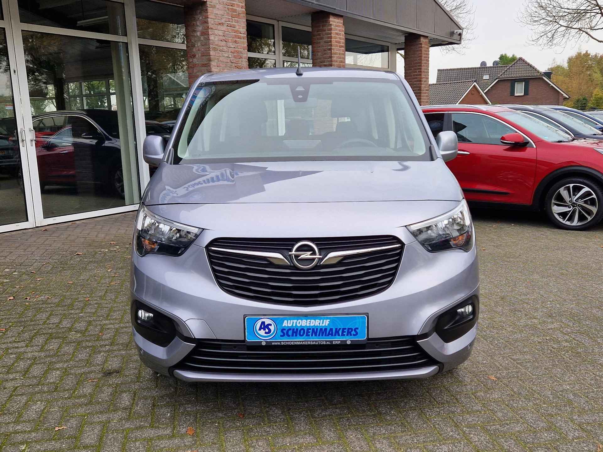 Opel Combo Life 1.2 Turbo L1H1 Edition 5-PERS. CARPLAY CRUISE DAB 2xPDC NAVI RIJBAAN+VERKEERSBORDDETECTIE - 38/40