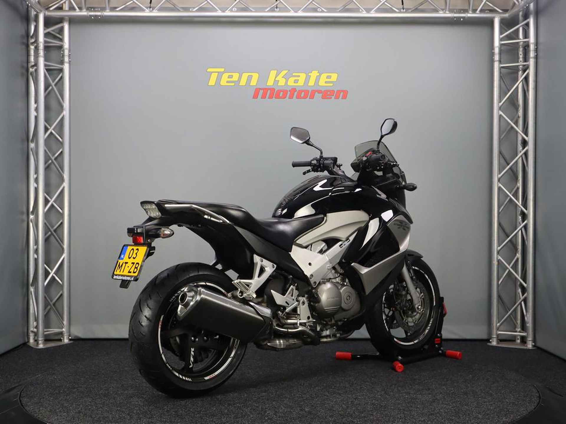 Honda VFR 800 X Crossrunner - 10/12