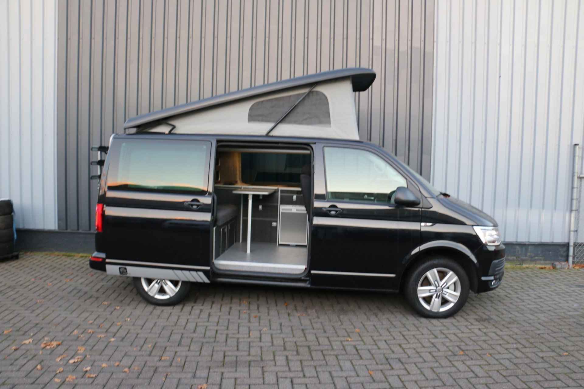 Volkswagen Multivan camper, DSG automaat, 4 slaapplaatsen, airco, cruise, California look - 7/32