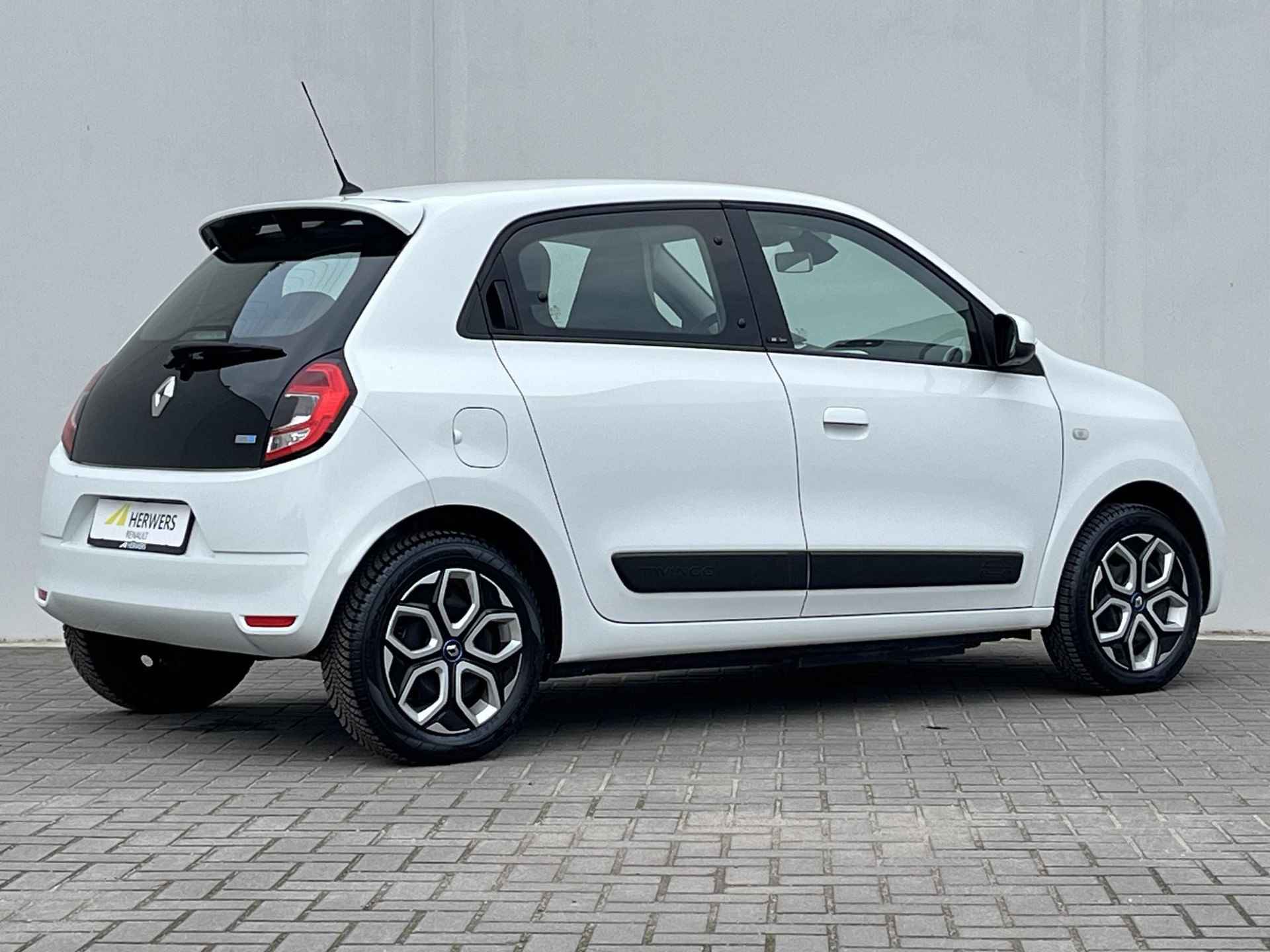 Renault Twingo Z.E. R80 Collection / €2.000,- Subsidie mogelijk / Climate control / Apple carplay & Android auto / Allseasonbanden - 3/48