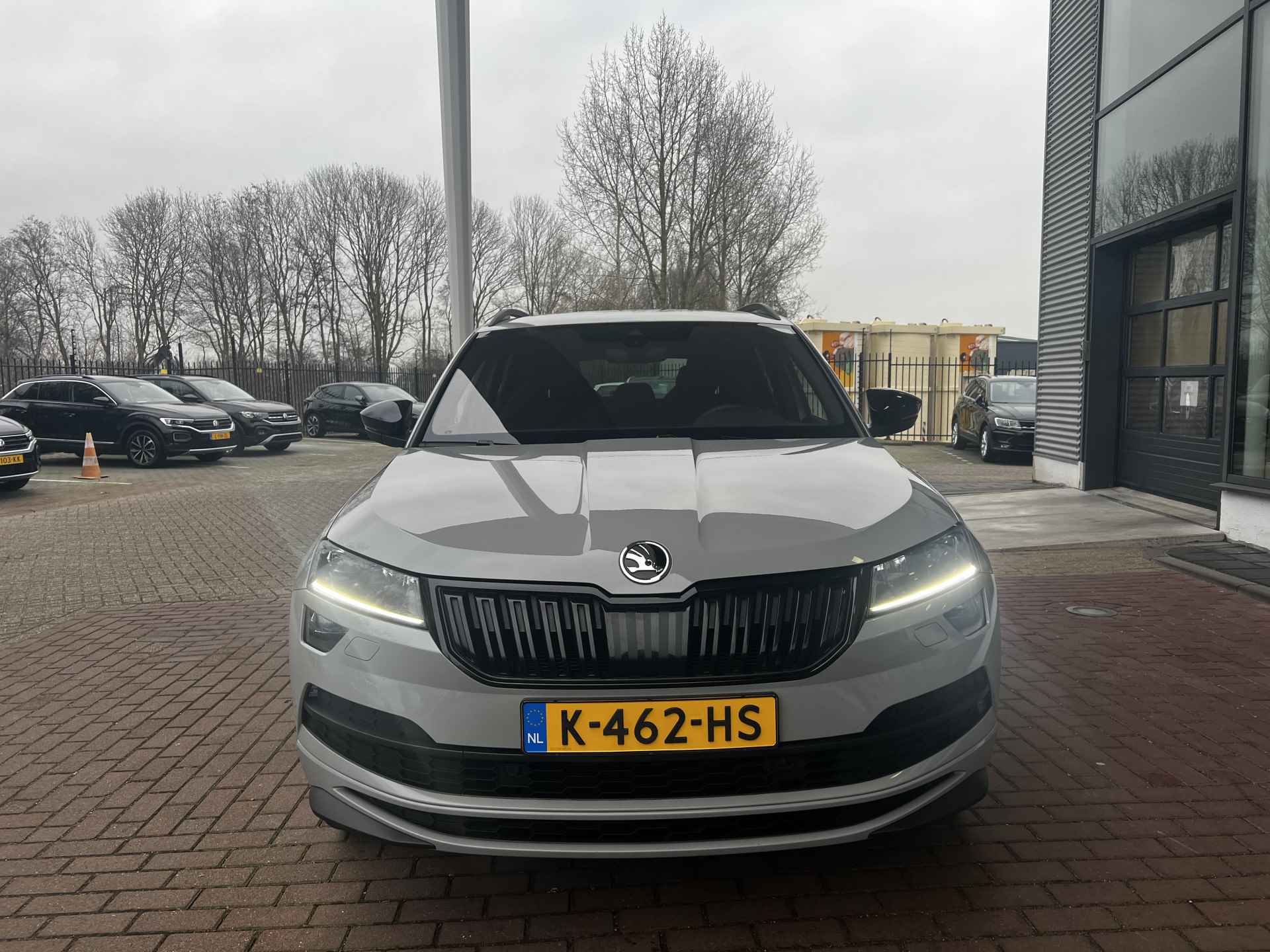 Škoda Karoq 1.5 TSI ACT Sportline Business DSG/  Steel Grey/ Digitale Cockpit/ Led/ Panoramadak/  Elec. A.Klep/ Camera/ Parkeersensoren/ 19 lmv - 7/38