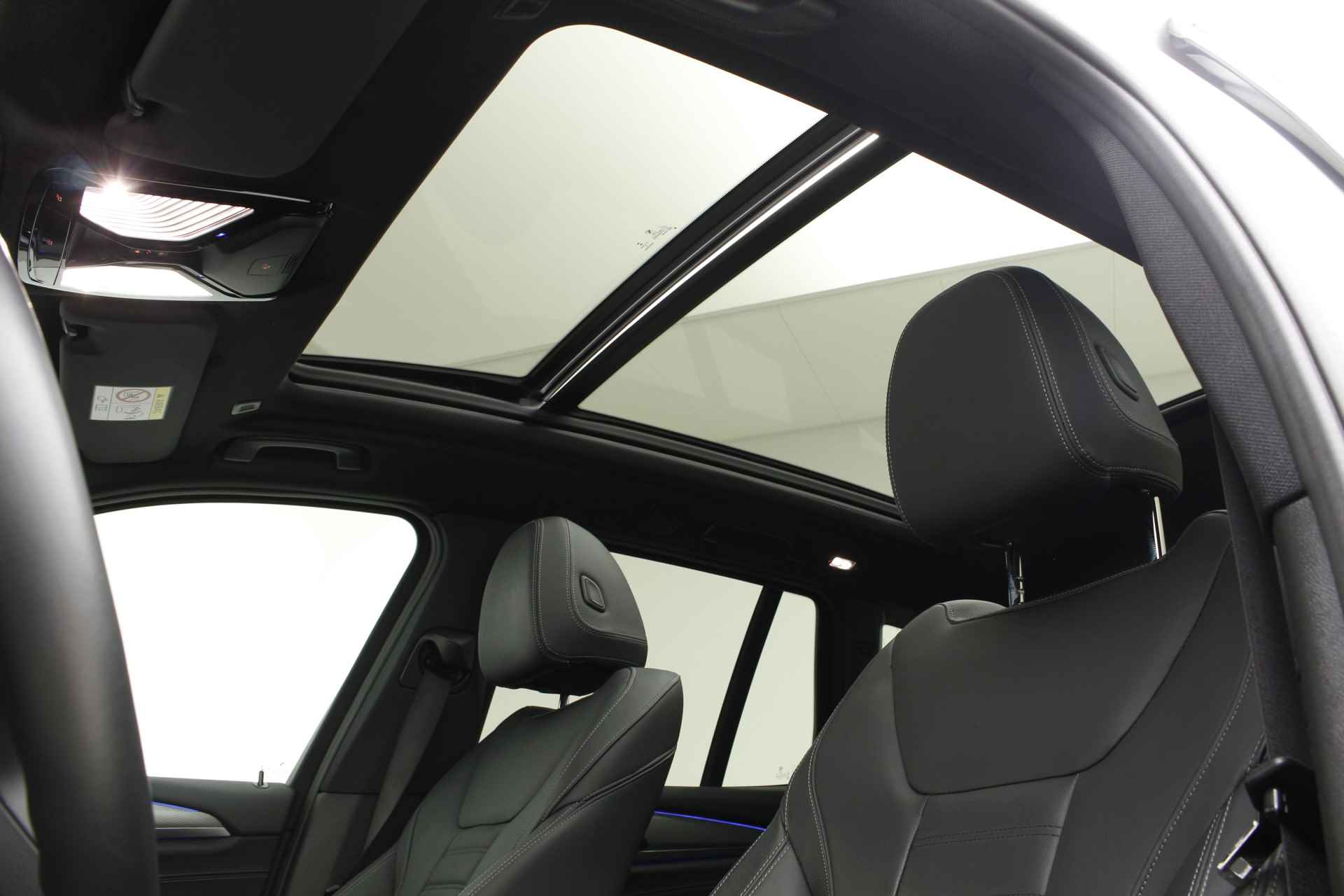 BMW X3 xDrive30e M-Sport | Panorama | Harman Kardon | Driving Assistant Plus | Trekhaak  | 2 jaar BMW Garantie - 22/42