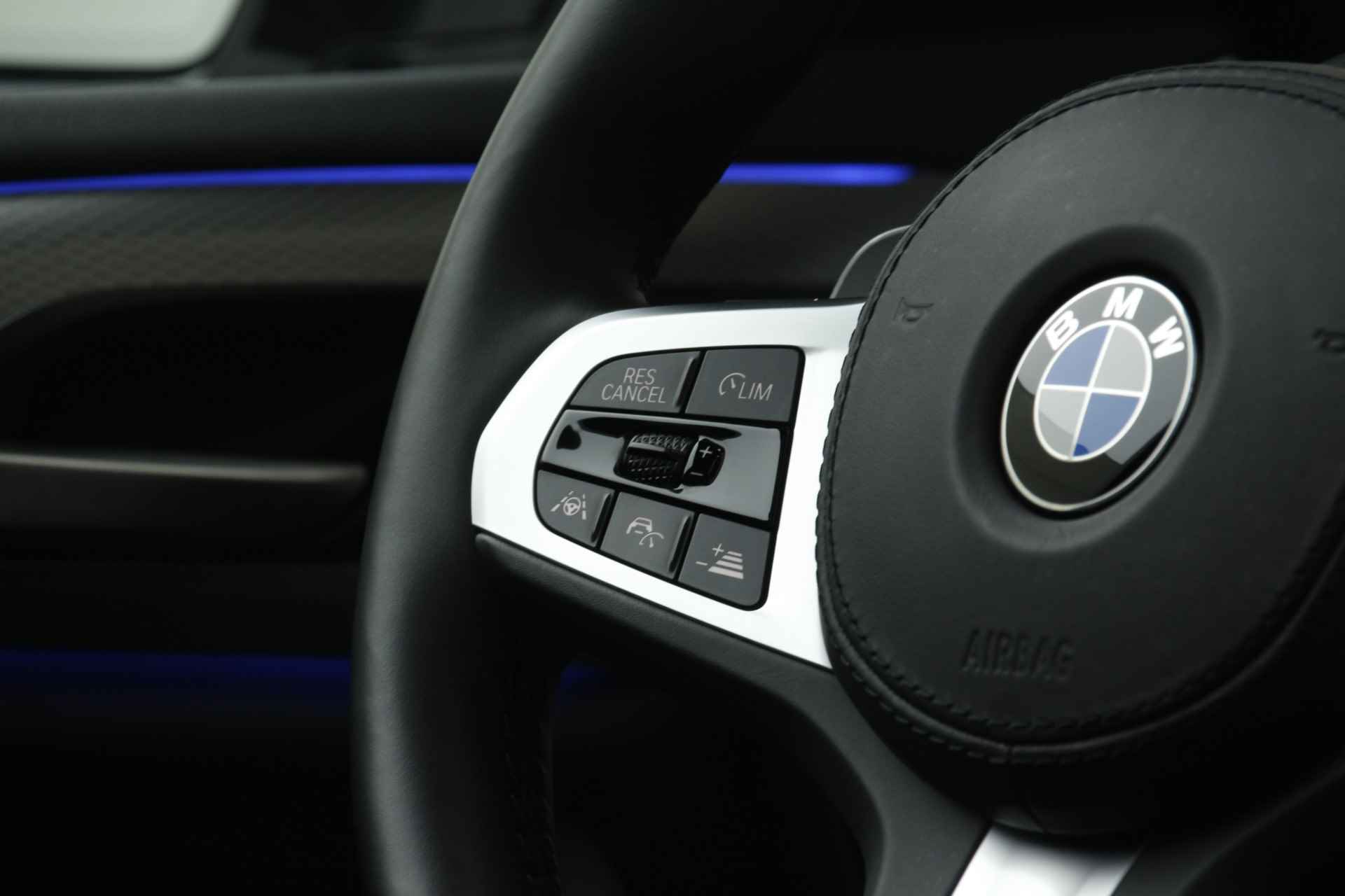 BMW X3 xDrive30e M-Sport | Panorama | Harman Kardon | Driving Assistant Plus | Trekhaak  | 2 jaar BMW Garantie - 34/42
