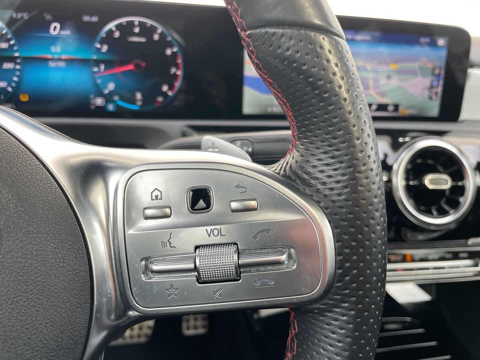 Mercedes-Benz CLA-klasse 180 | Panoramadak | AMG - 15/22