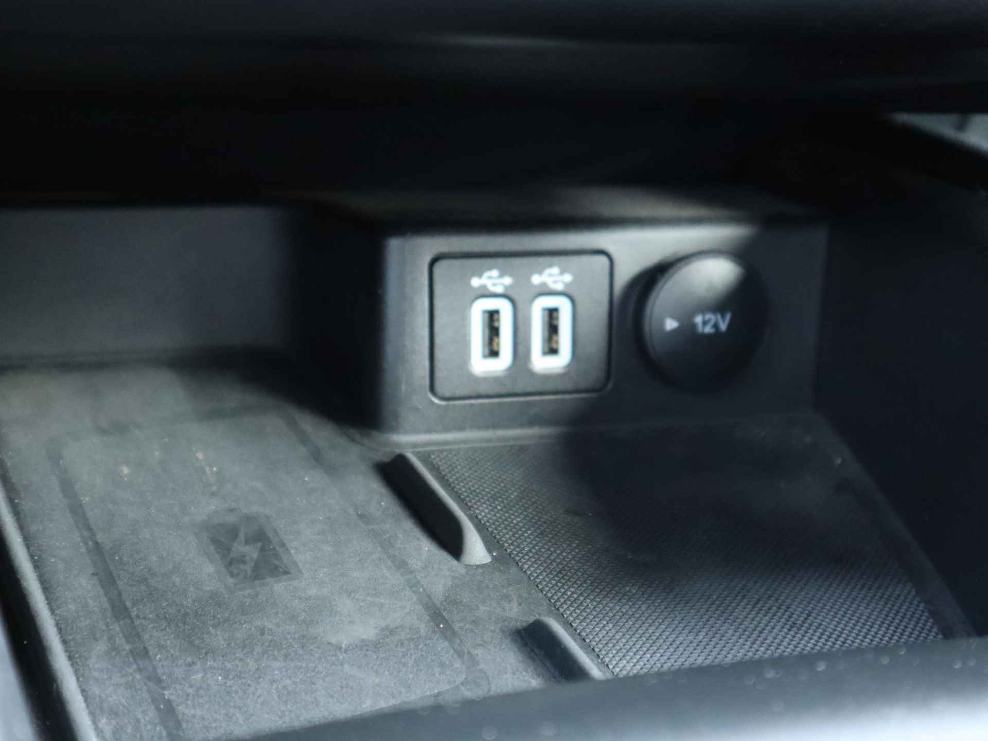 Ford Kuga 2.5 PHEV ST-Line 225PK | Panoramadak | El. Wegklapbare Trekhaak (1500kg) | Driver Assistance Pack | Winter Pack | Technology Pack | HeadUp Display | Full LED | Full Options! - 36/56