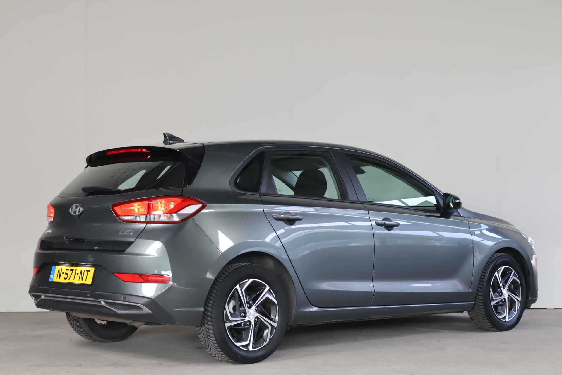 Hyundai i30 1.0 T-GDi MHEV Comfort Smart - NL Auto!! Camera I Apple I Climate - 3/33