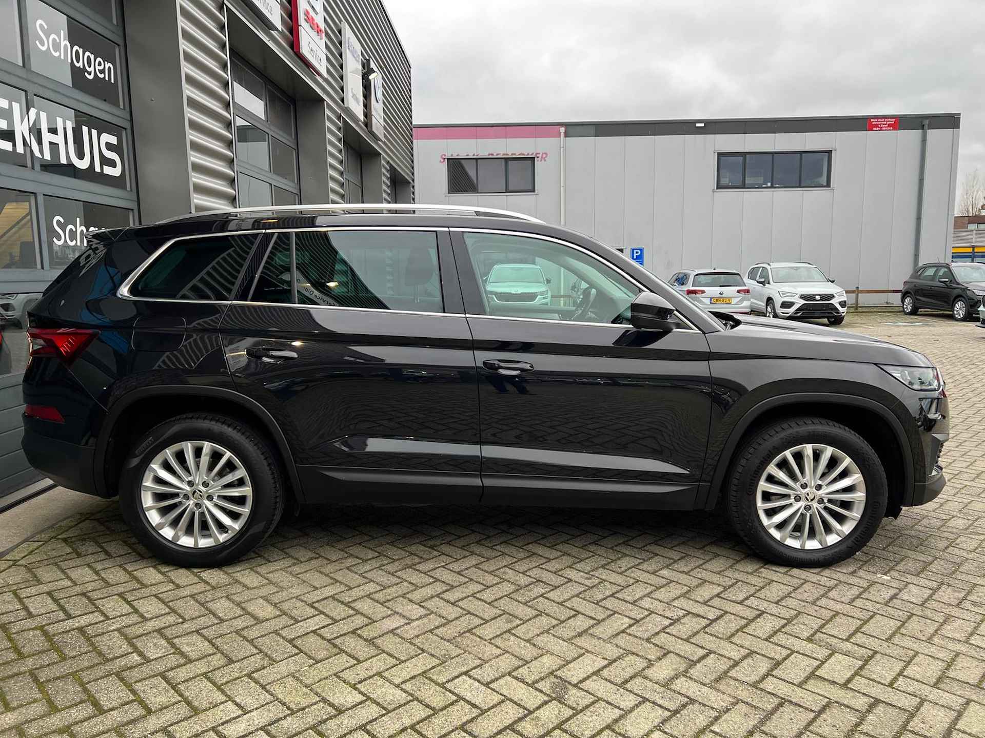 Škoda Kodiaq 1.5 TSI 150 pk Business Edition 7-DSG | Achteruitrijcamera | Keyless entry/start | Elektrische achterklep | - 6/38