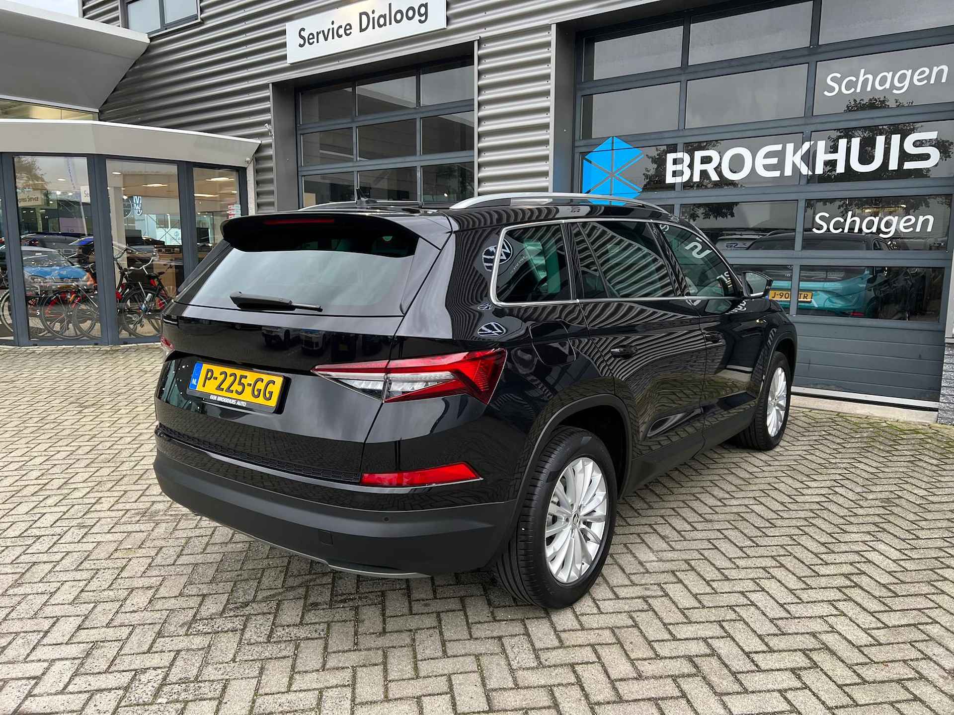 Škoda Kodiaq 1.5 TSI 150 pk Business Edition 7-DSG | Achteruitrijcamera | Keyless entry/start | Elektrische achterklep | - 9/38