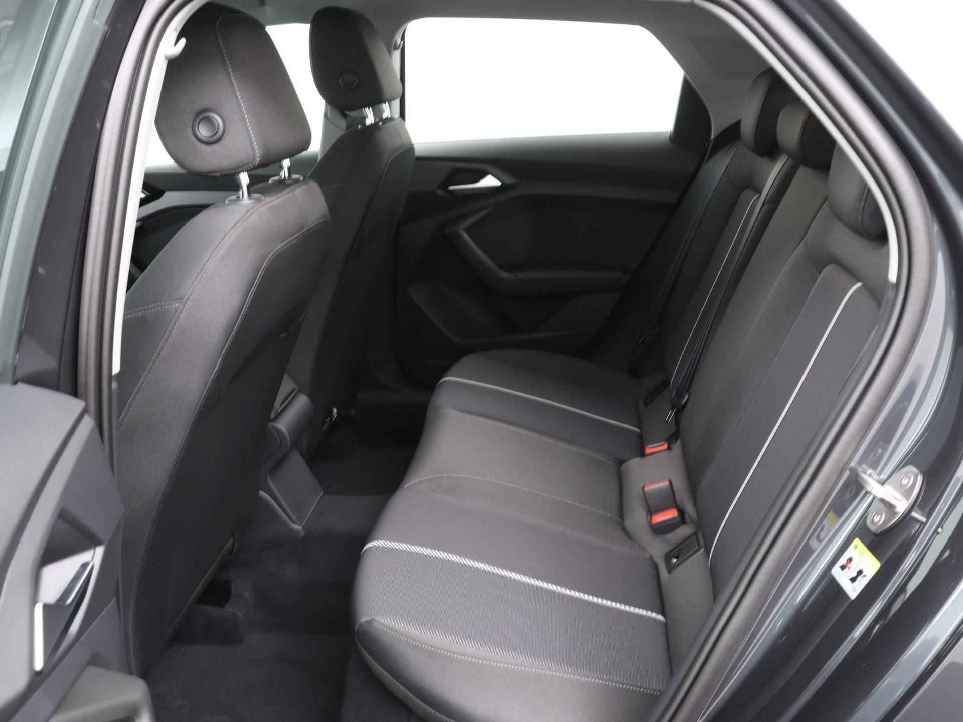 Audi A1 Sportback 25 TFSI Pro Line 95 PK | Nieuw | Fabrieksgarantie | Audi Virtual Cockpit | Parkeersensoren achter | Apple Carplay | Android Auto | Cruise control | Airco | DAB+ | - 18/23