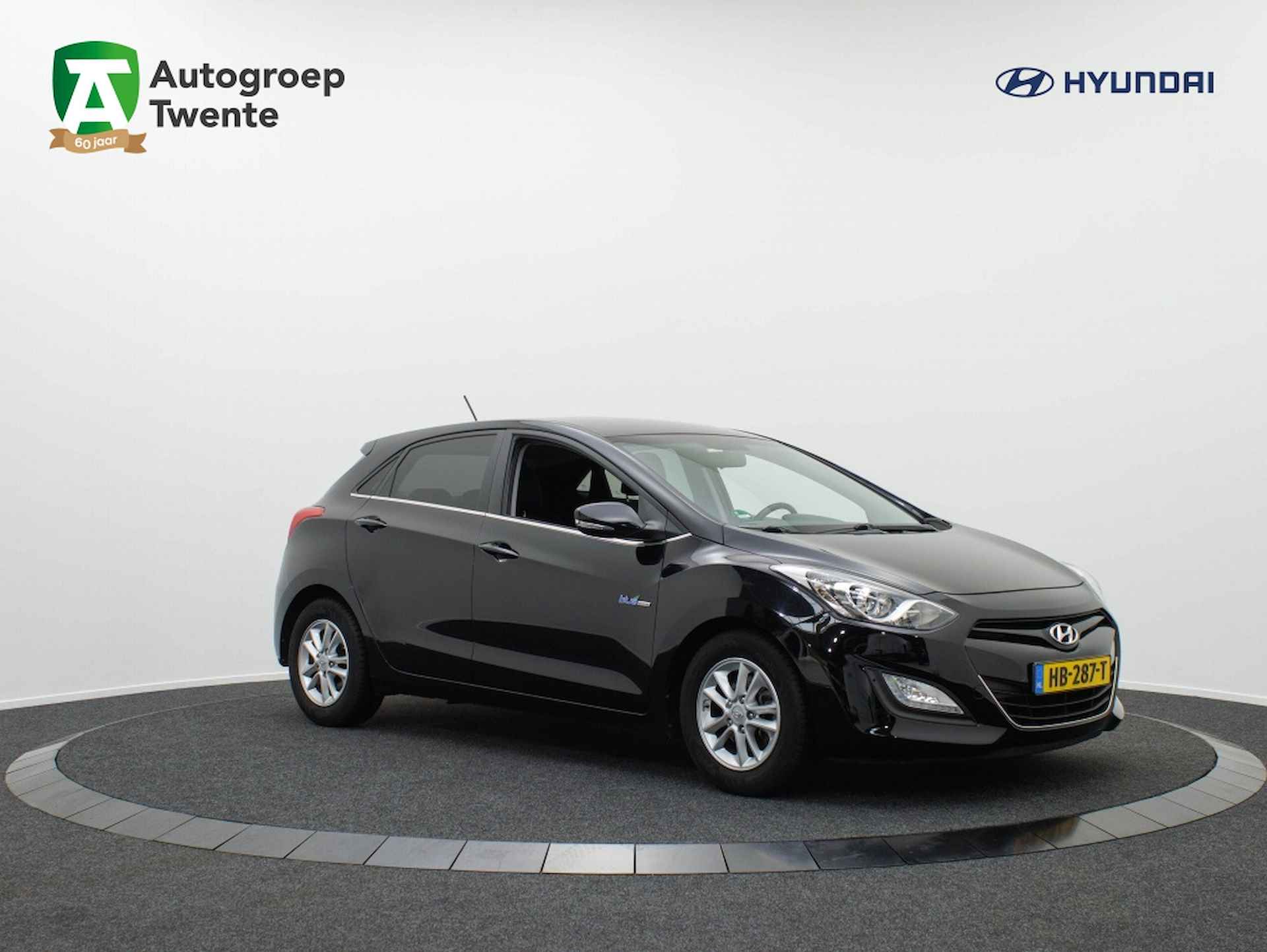 Hyundai i30 1.6 GDI i-Motion Plus | Trekhaak | Navigatie - 1/37