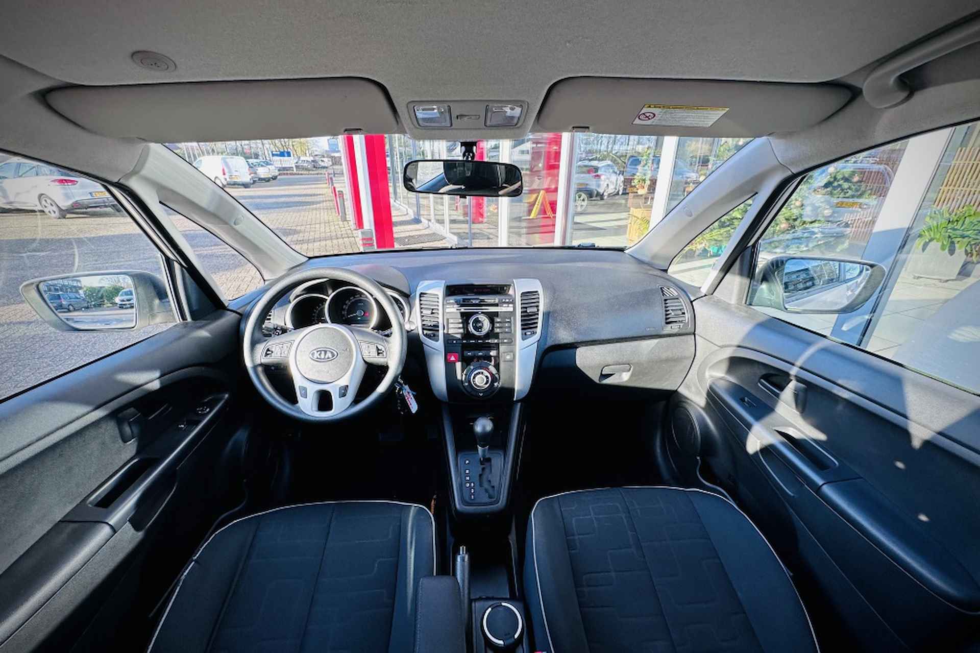 Kia Venga 1.6 CVVT X-tra / AIRCO / CRUISE / PARKEERSENSOREN - 13/22