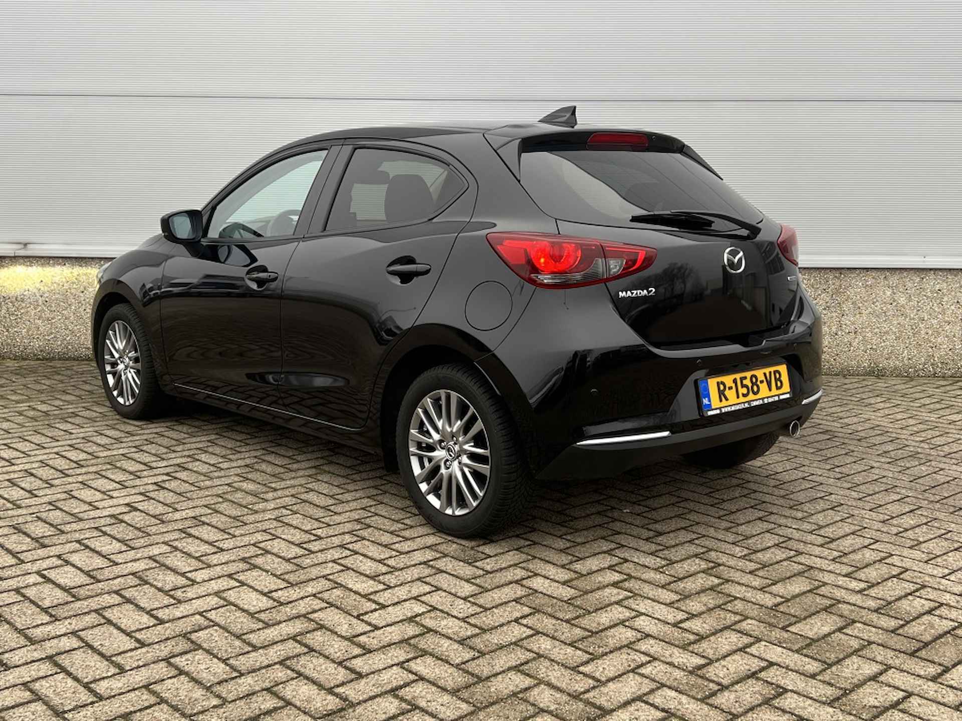 Mazda 2 1.5 Luxury, carplay, camera, eerste eigenaar - 3/15