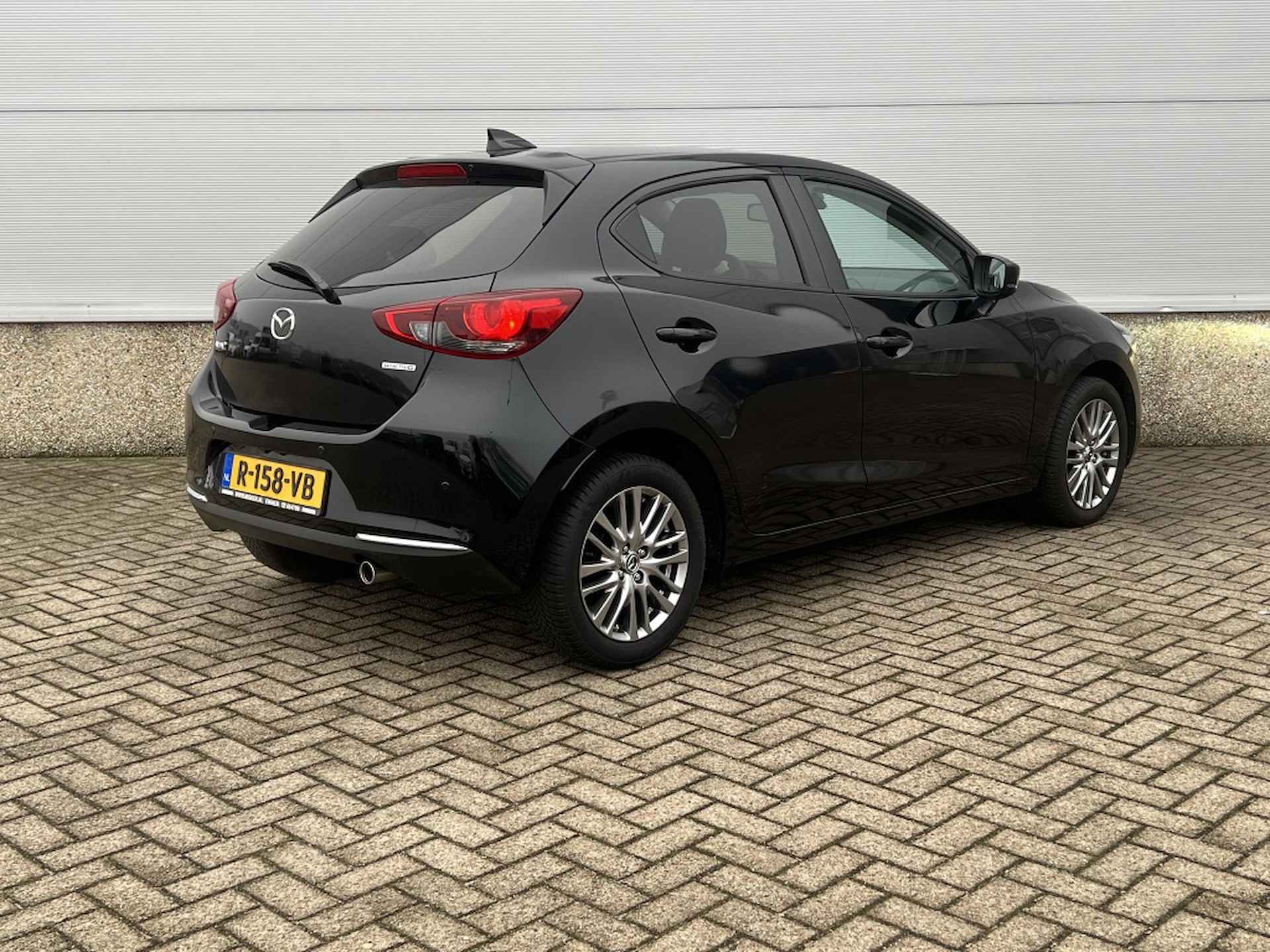 Mazda 2 1.5 Luxury, carplay, camera, eerste eigenaar - 4/15