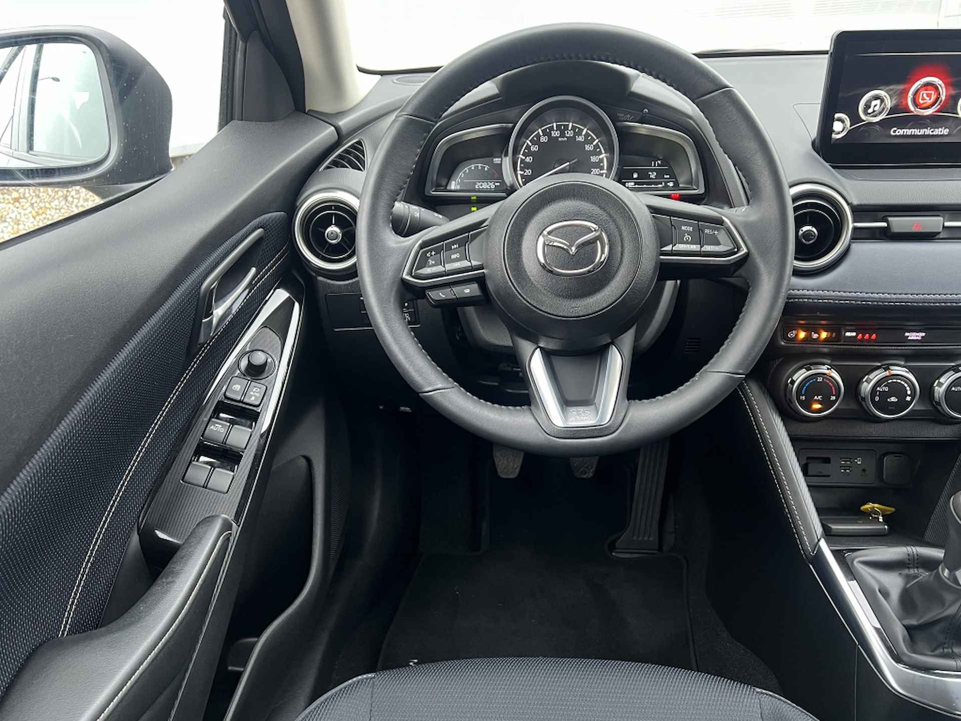 Mazda 2 1.5 Luxury, carplay, camera, eerste eigenaar - 6/15