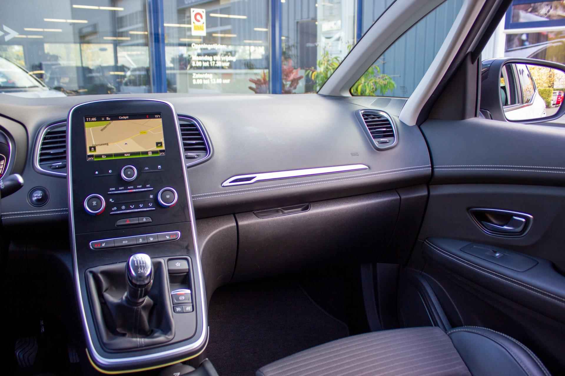 Renault Scénic 1.2 TCe Intens | Prijs rijklaar incl. 12 mnd garantie | PDC Bluetooth Navi Trekhaak Stoelverwarming - 25/45