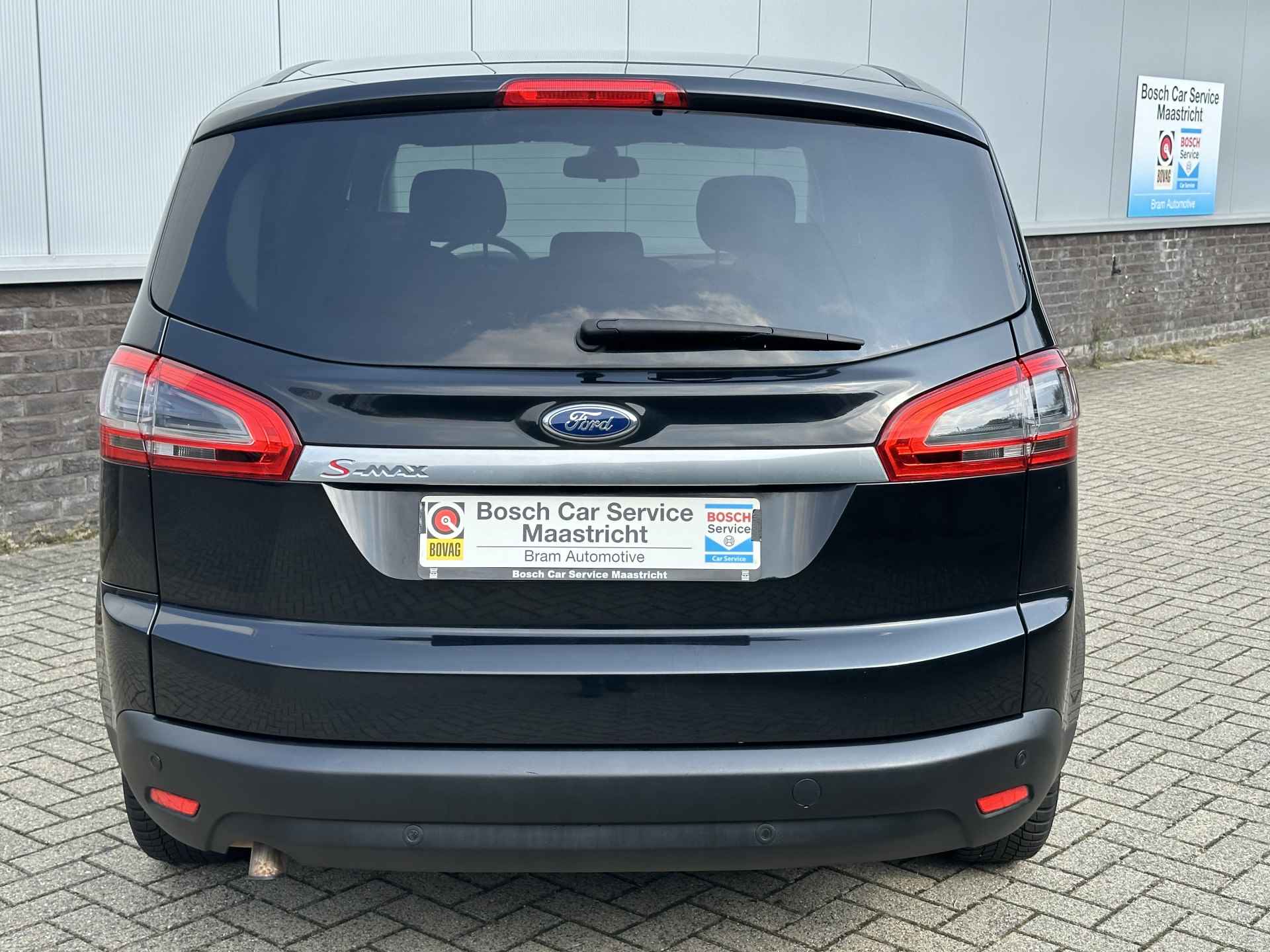 Ford S-Max 2.0 TDCi Titanium 7p. | Cruise & Climate control | 7-zits | Netjes onderhouden  Interesse, Proefrit? Bel of app met: 06-24 28 28 42 - 5/24