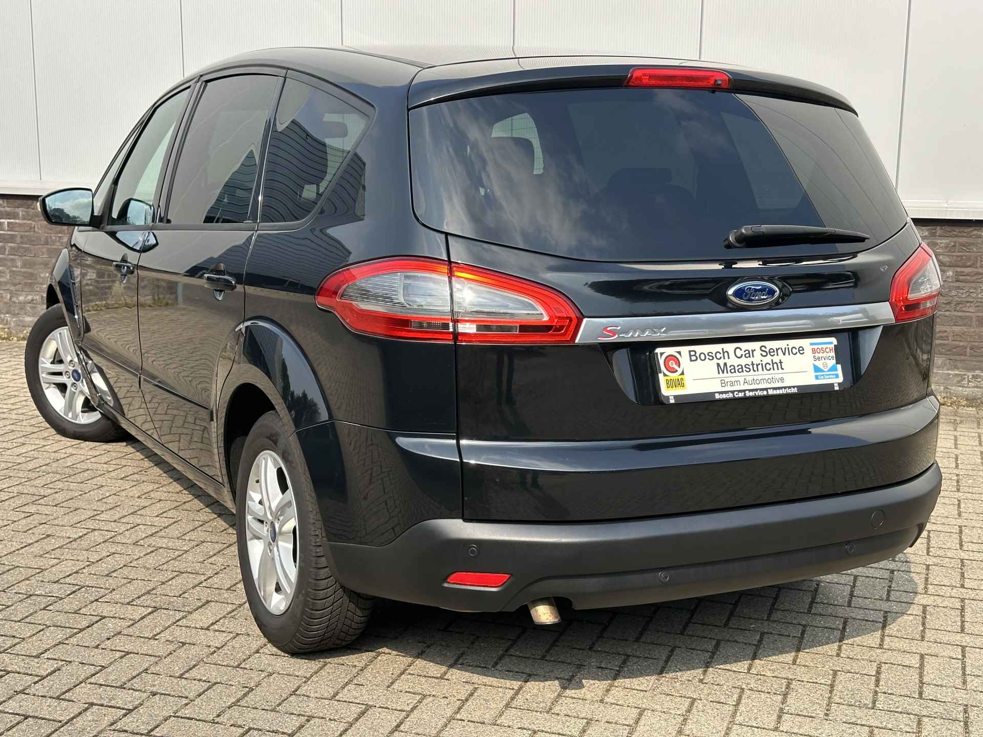 Ford S-Max 2.0 TDCi Titanium 7p. | Cruise & Climate control | 7-zits | Netjes onderhouden  Interesse, Proefrit? Bel of app met: 06-24 28 28 42 - 8/24