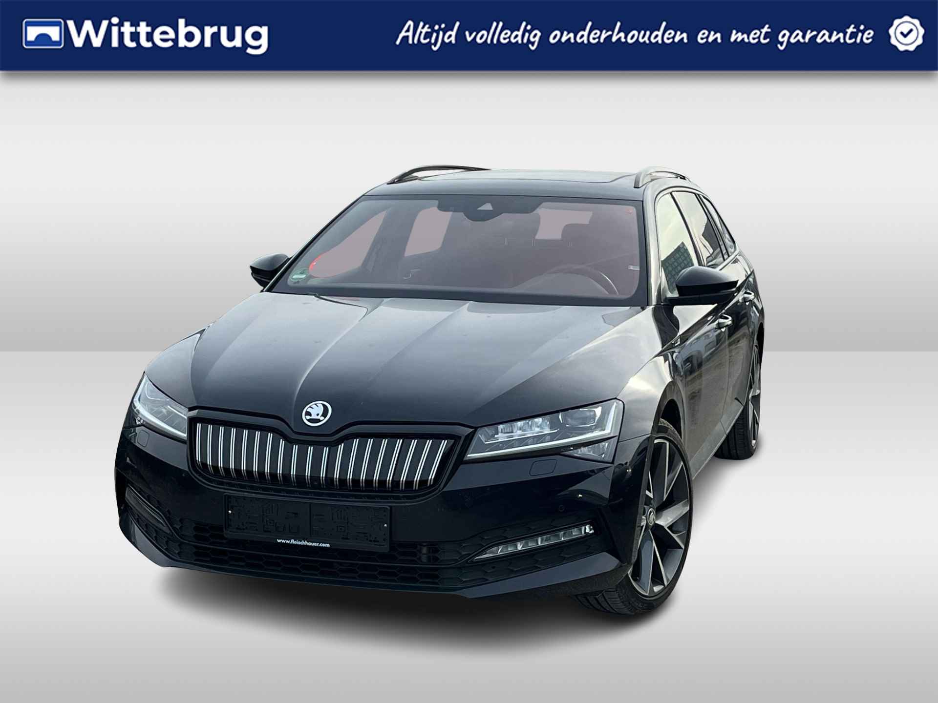 Škoda Superb Combi 1.4 TSI iV Sportline Business / Pano / Navigatie / App connect / Memory seats / Parkeersensoren V+A / **