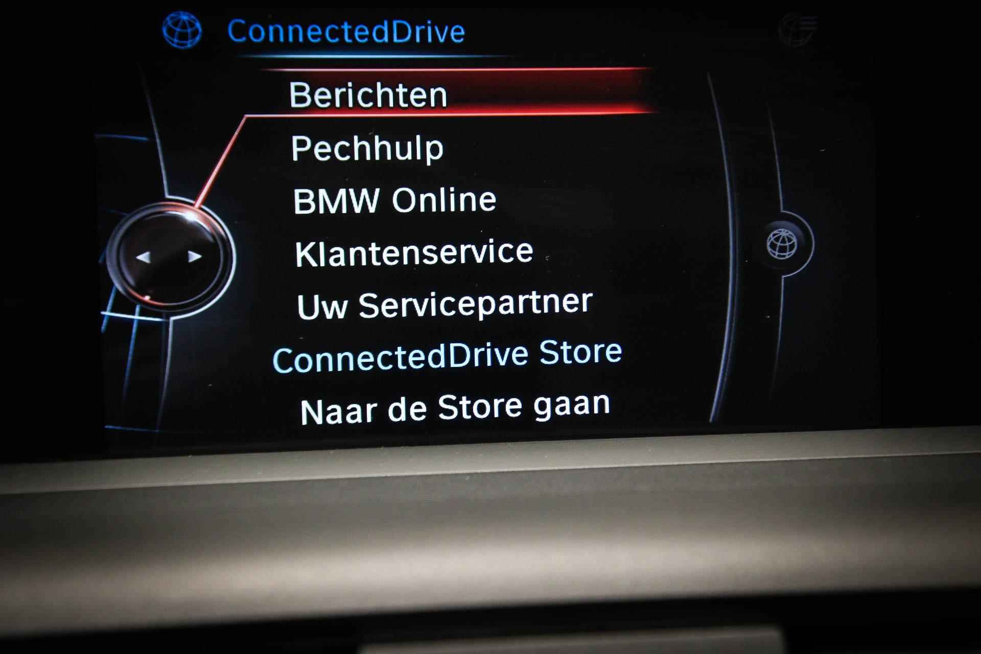 BMW 2-serie Coupé M235i Executive | NL-AUTO | SPORTSTOELEN | 6-CILINDER - 48/57