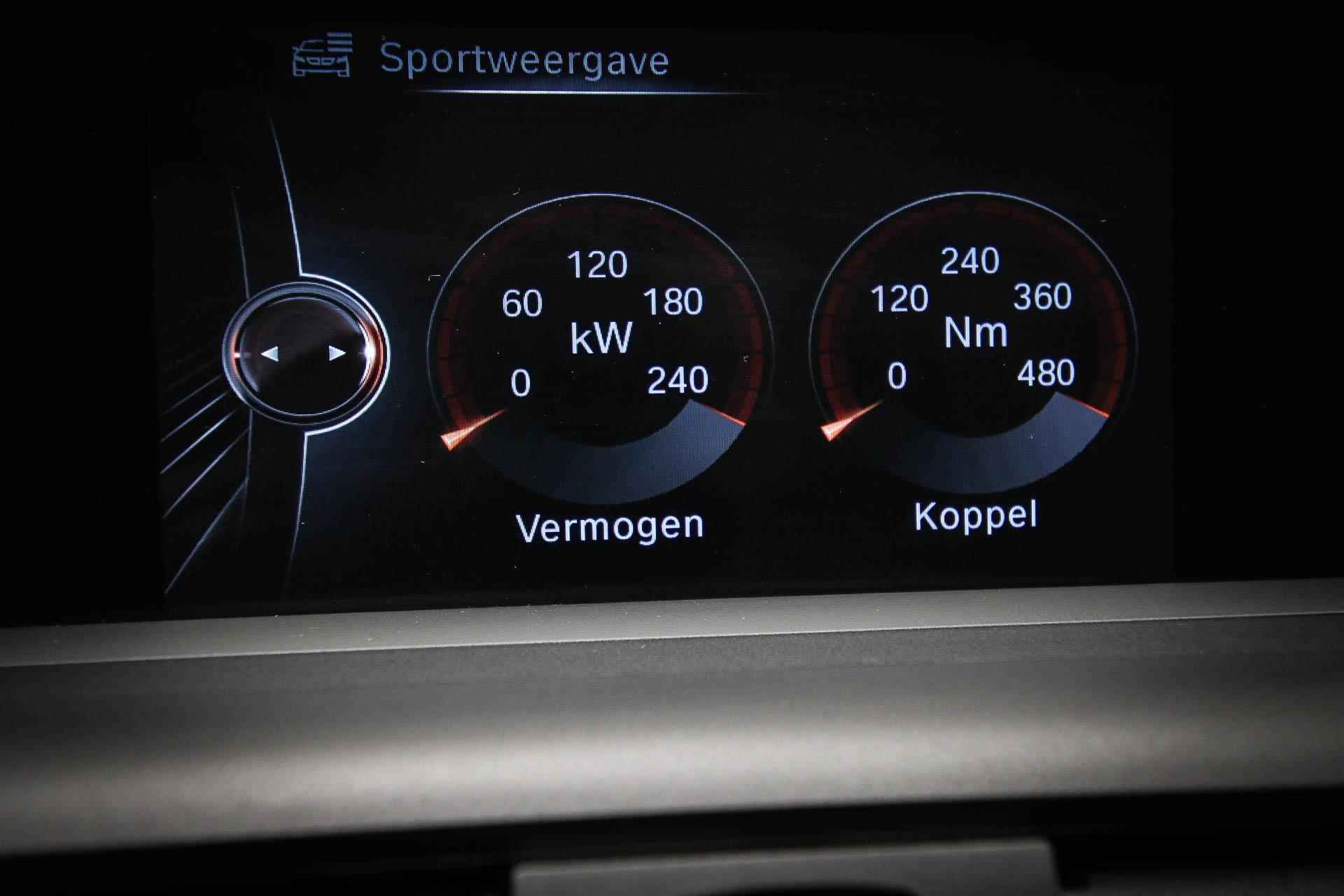 BMW 2-serie Coupé M235i Executive | NL-AUTO | SPORTSTOELEN | 6-CILINDER - 49/57