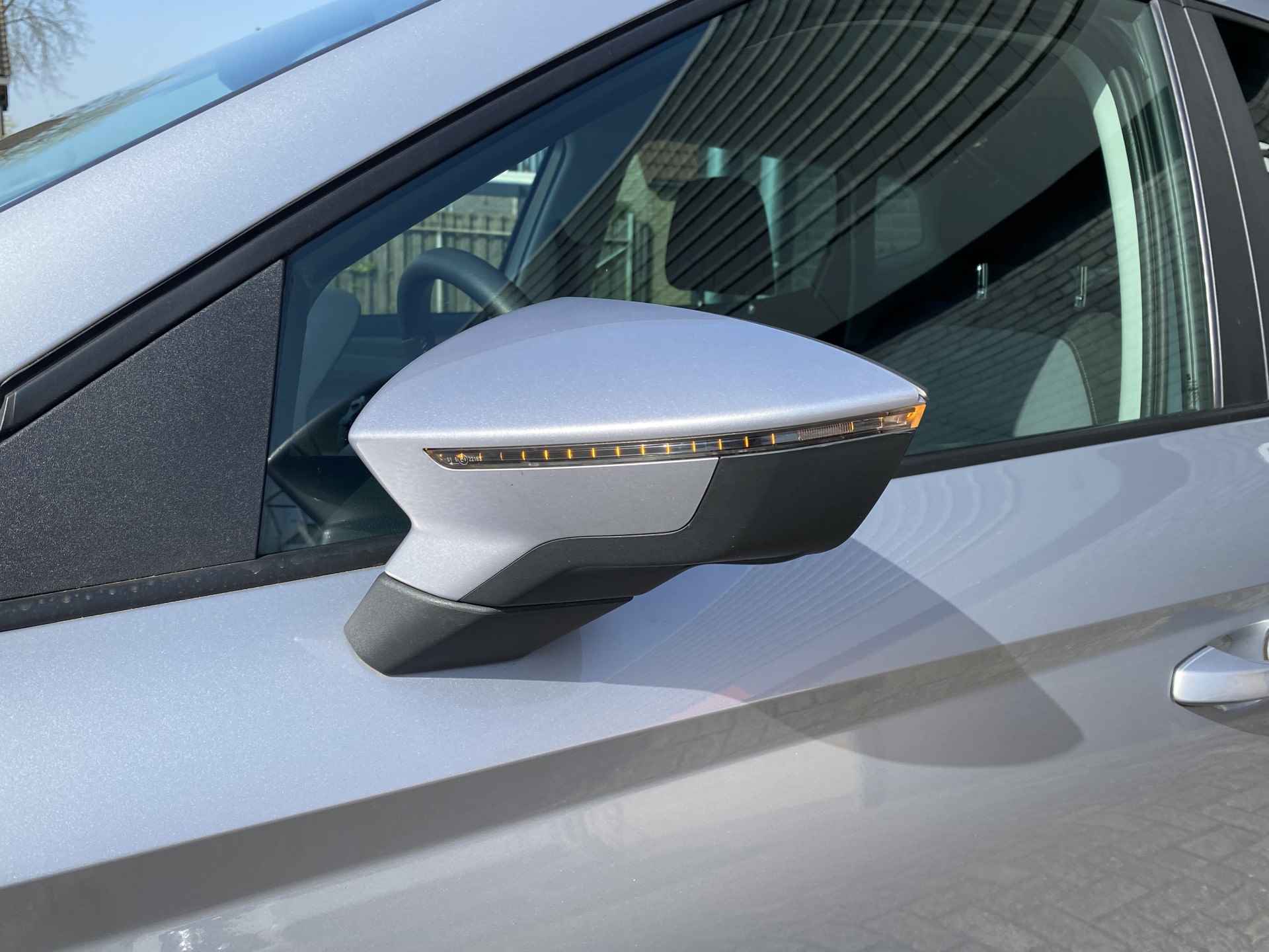 SEAT Arona 1.0 TSI Style Business Intense | dealer onderhouden | navigatie | climate control | parkeersensoren - 14/37