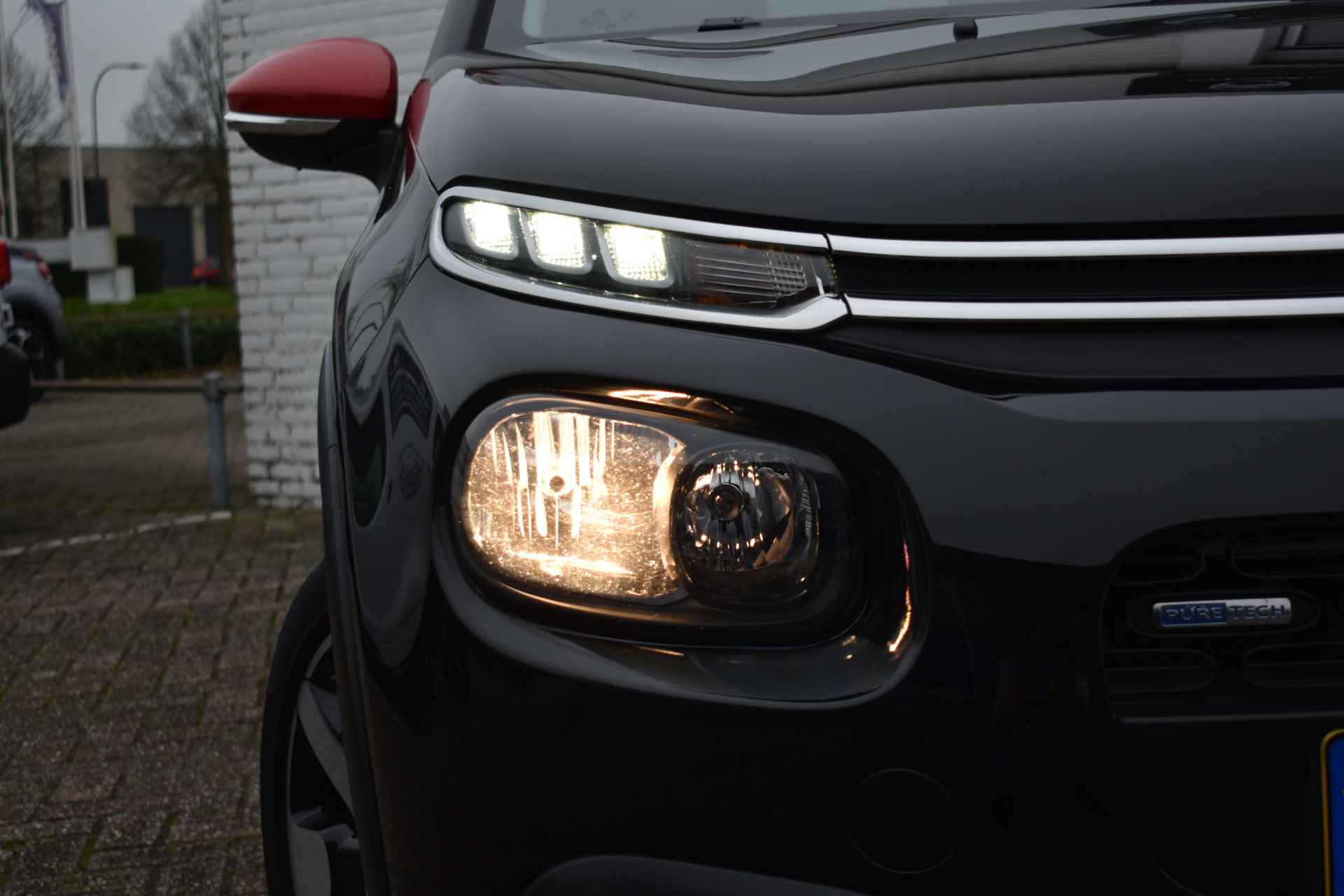 Citroën C3 PureTech 110 S&S Shine Navi | Airco | Camera achter | - 19/27