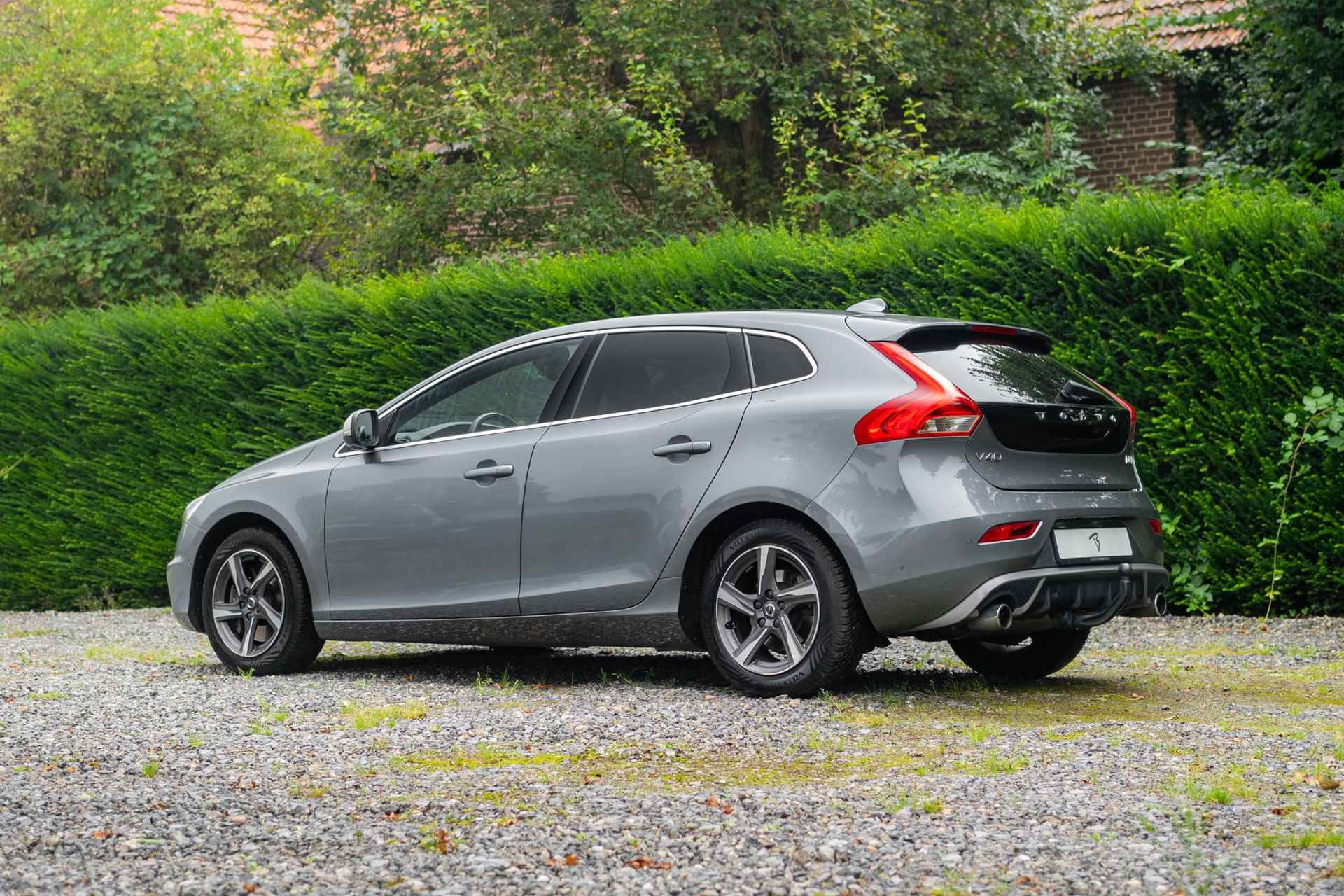 Volvo V40 2.0 D3 R-Design 150pk *Leder-Pano-StandVerw-Trekh - 22/30