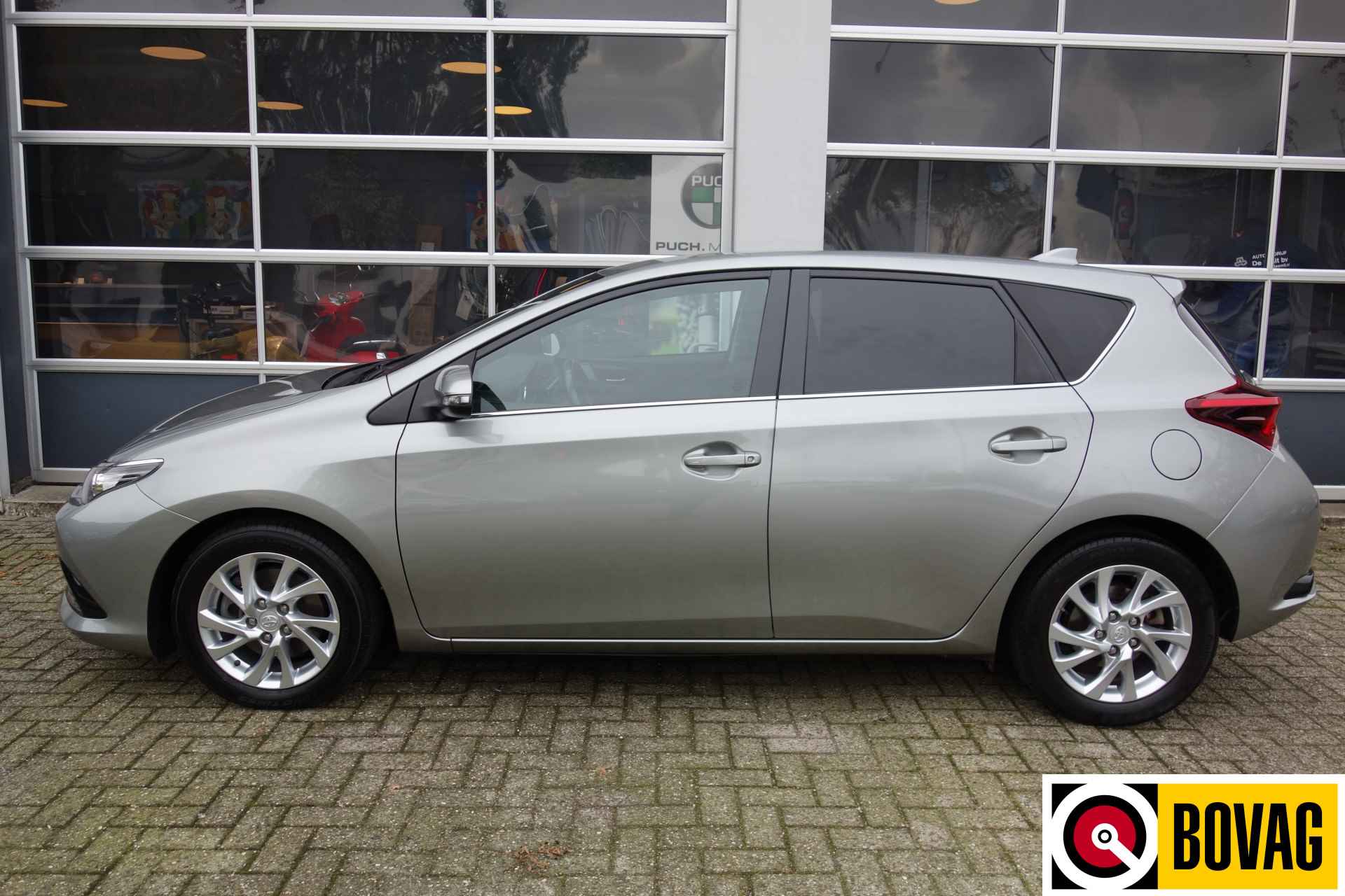 Toyota Auris 1.8 Hybrid Dynamic Smart Hybrid - 3/12