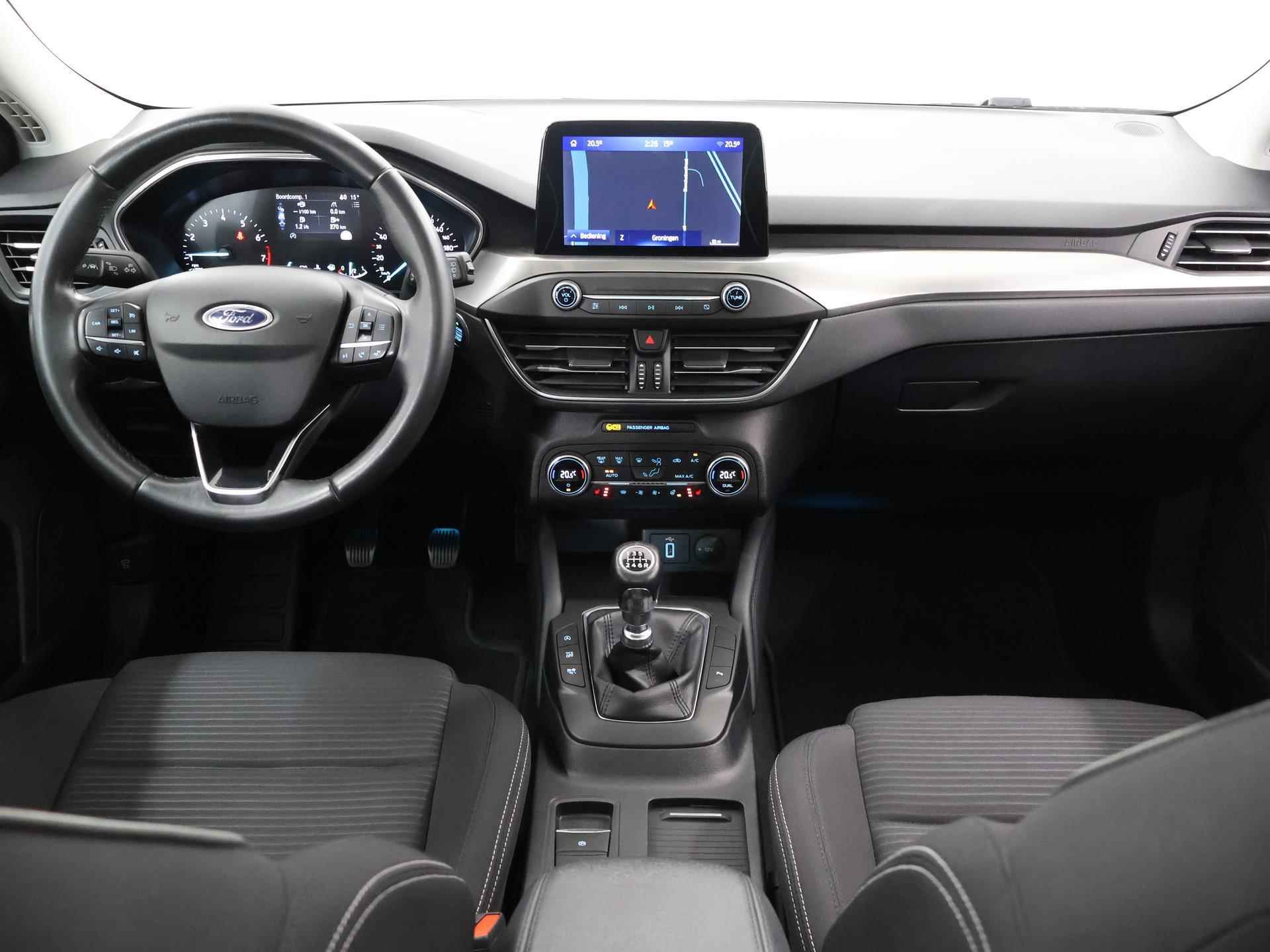 Ford Focus 1.0 EcoBoost Titanium Business | Panoramadak | Winterpack | Full LED koplampen | Climate Control | - 9/39