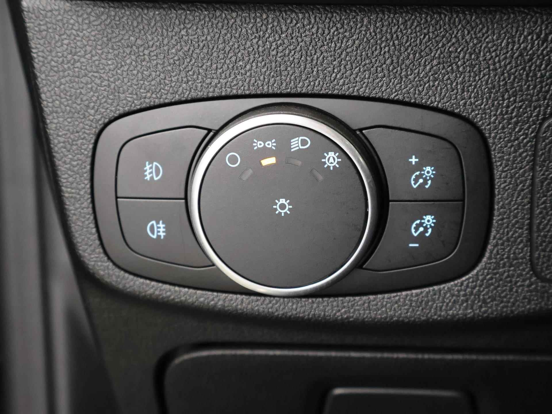 Ford Focus 1.0 EcoBoost Titanium Business | Panoramadak | Winterpack | Full LED koplampen | Climate Control | - 35/39