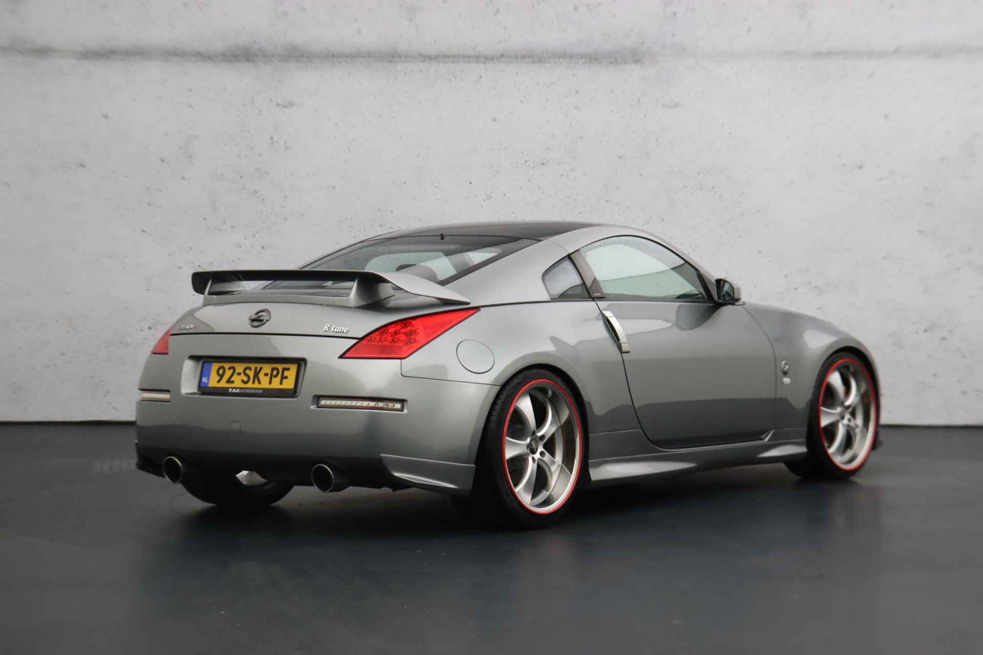 Nissan 350Z 3.5 V6 R-tune | 1e eigenaar | Nieuwstaat | Carbon | Leder | Xenon | Stoelverwarming - 21/23