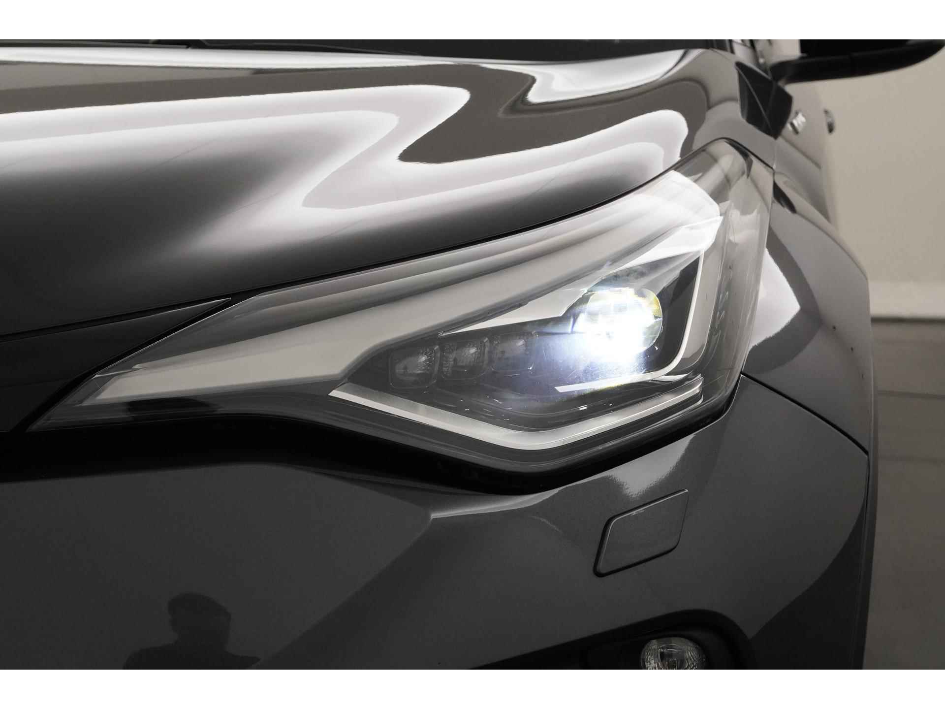 Toyota C-HR 2.0 Hybrid Style Premium | LED | Camera | Blind spot | Adapt.cruise |  Zondag Open! - 20/45