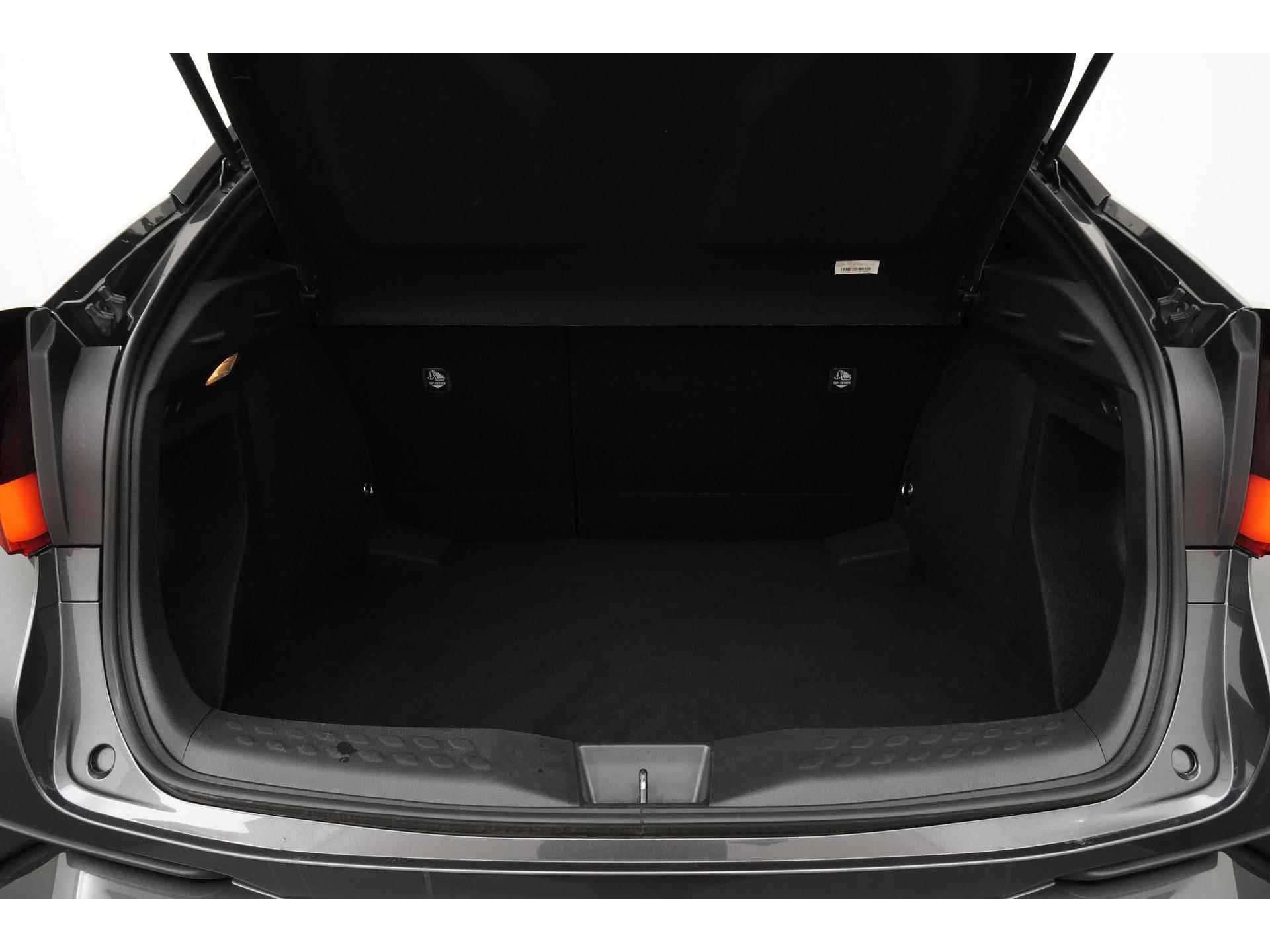 Toyota C-HR 2.0 Hybrid Style Premium | LED | Camera | Blind spot | Adapt.cruise |  Zondag Open! - 22/45