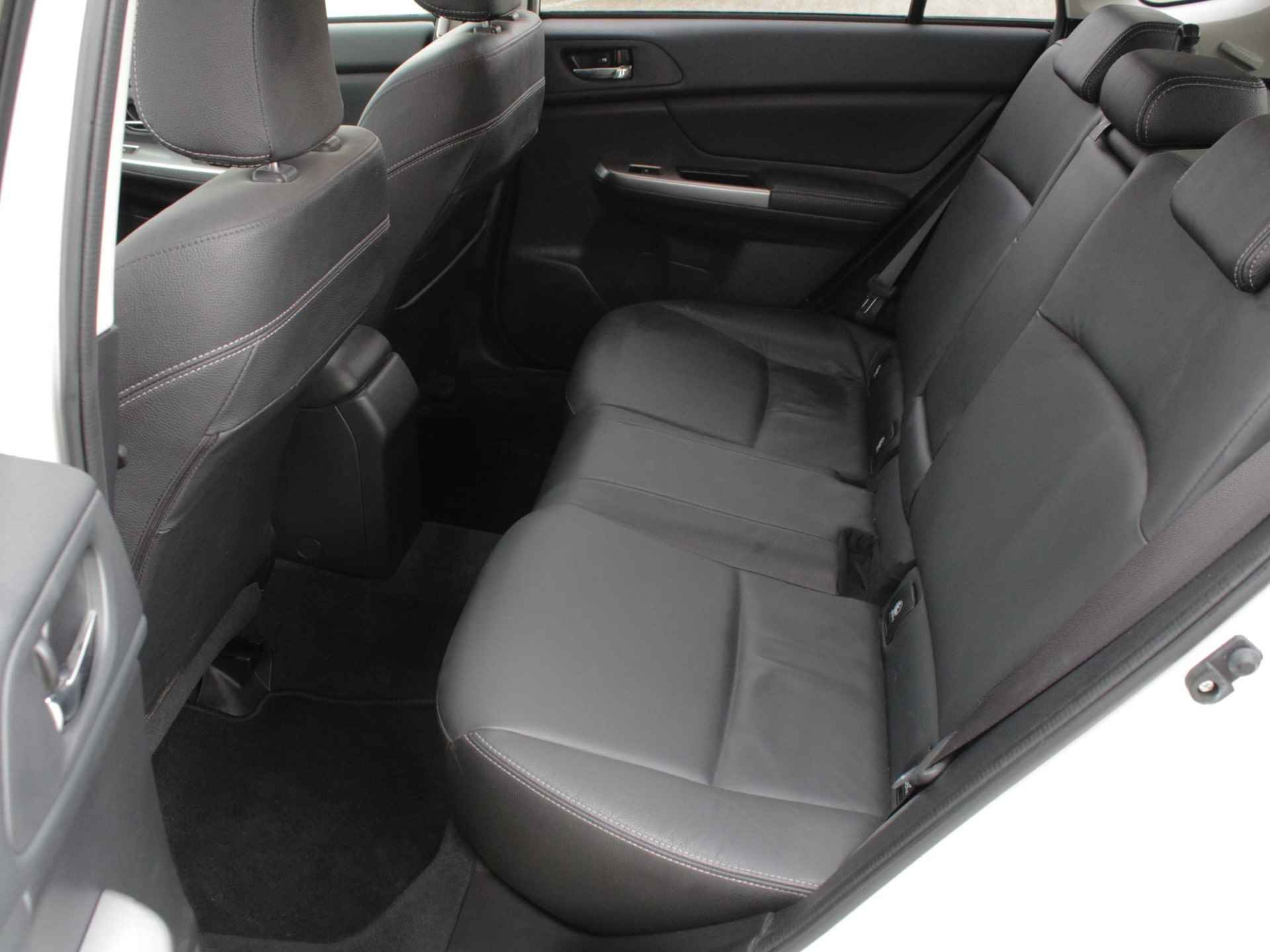 Subaru XV 2.0i Premium AWD | Automaat |Navi | Camera | Clima | Leder | Lm-Velgen - 8/29
